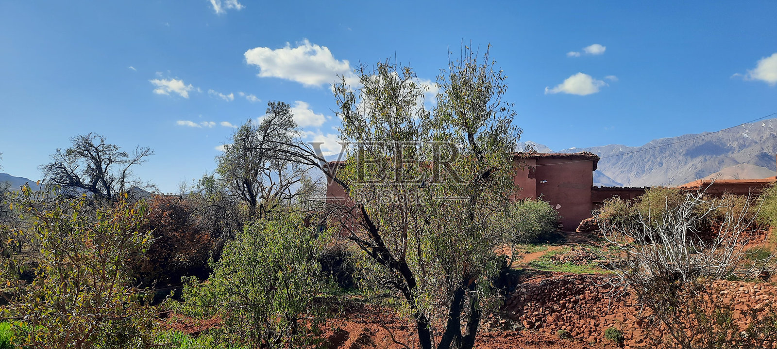 摩洛哥雄伟的阿特拉斯山脉照片摄影图片