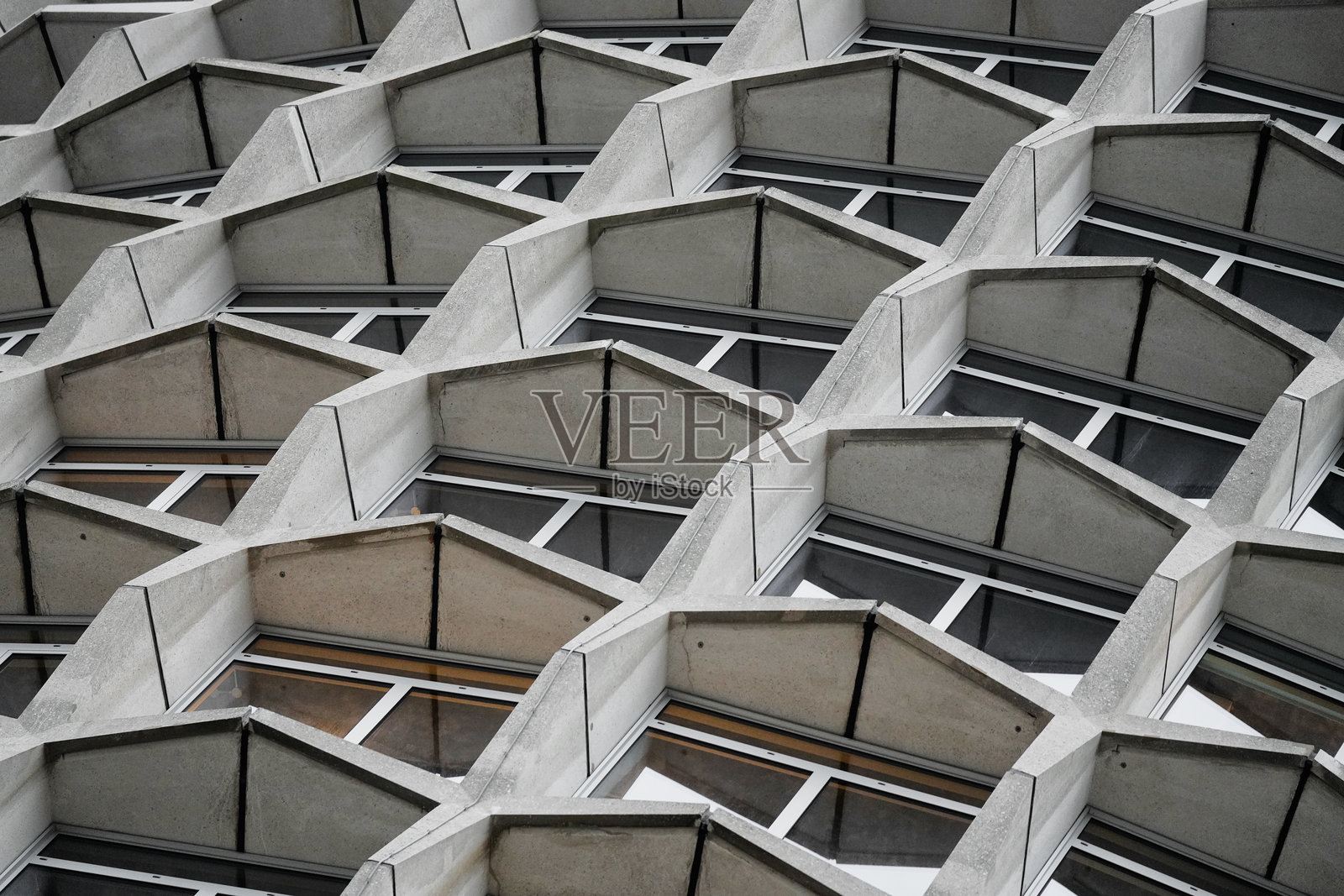 民航局大楼；预制混凝土十字形块，肯布尔街一号，空间大厦，金斯威大道，伦敦市中心照片摄影图片