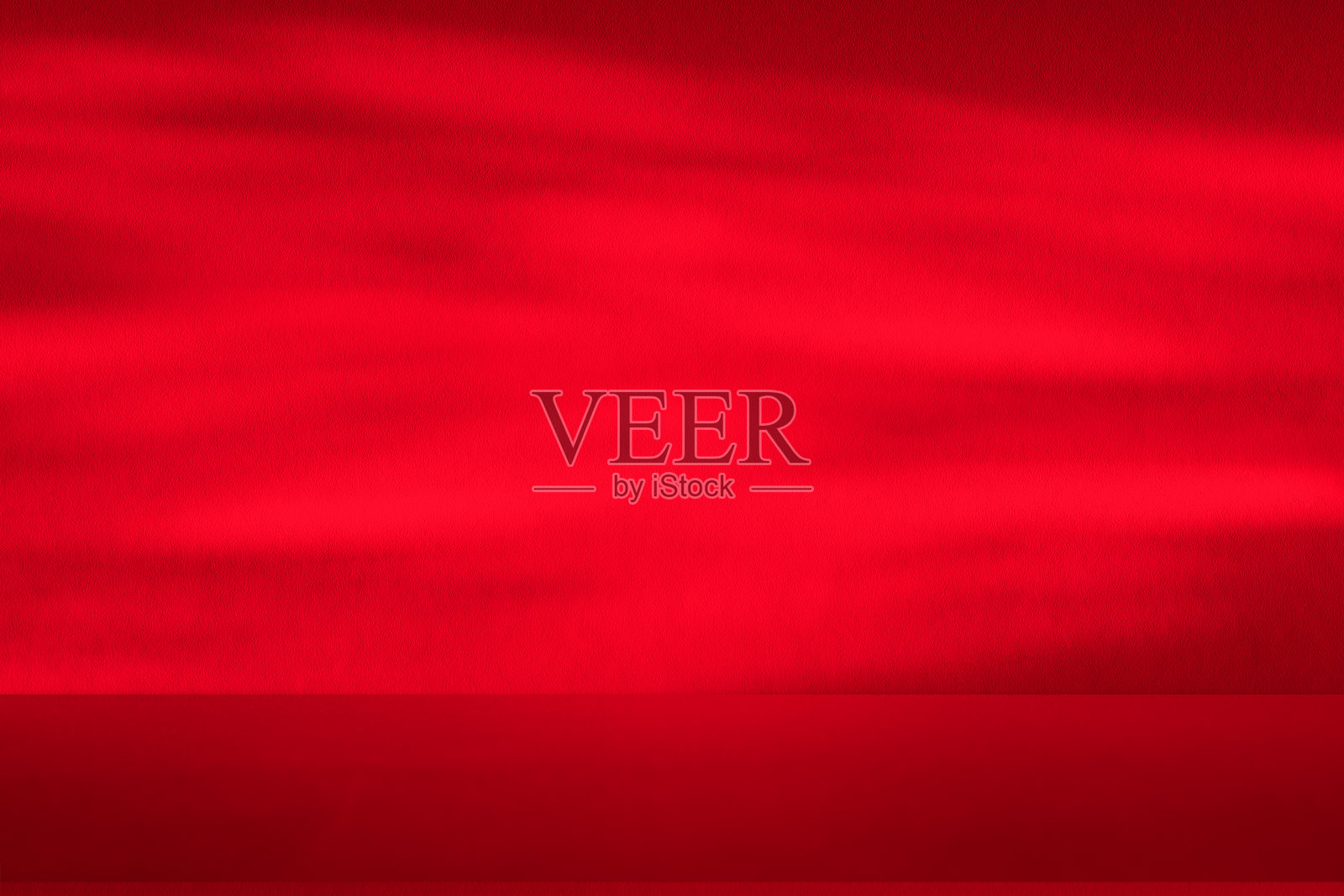 墙面室内背景，工作室和背景展示产品，窗户投射的红色阴影。适合文本插入和产品展示的背景。照片摄影图片