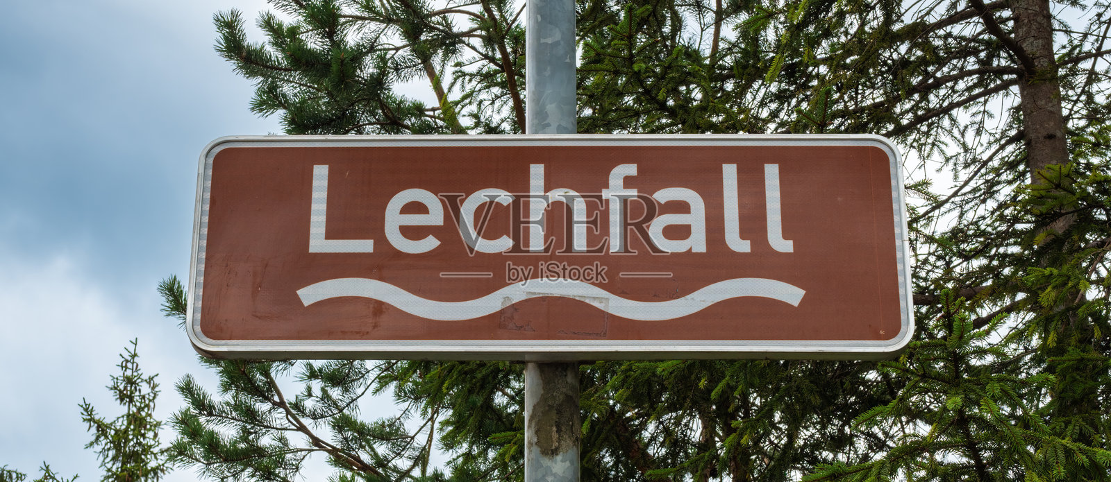 巴伐利亚 Füssen 的 Lechfall 瀑布照片摄影图片