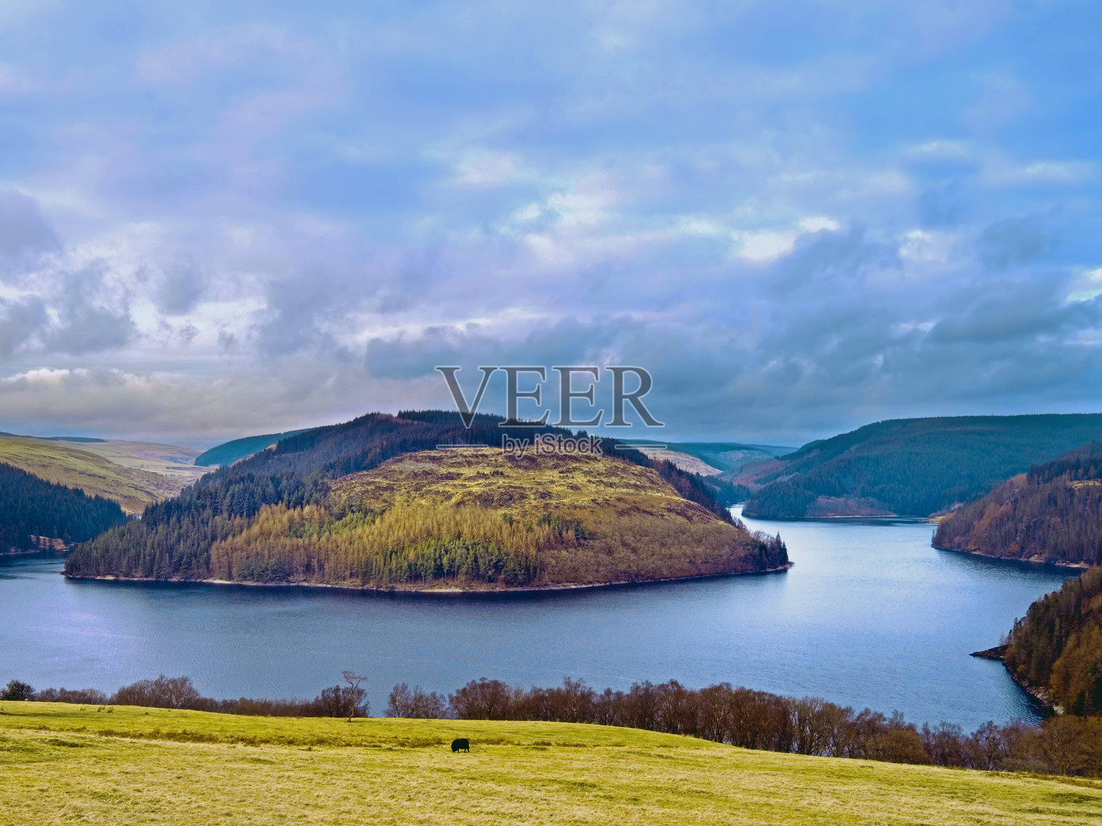威尔士的水库照片摄影图片