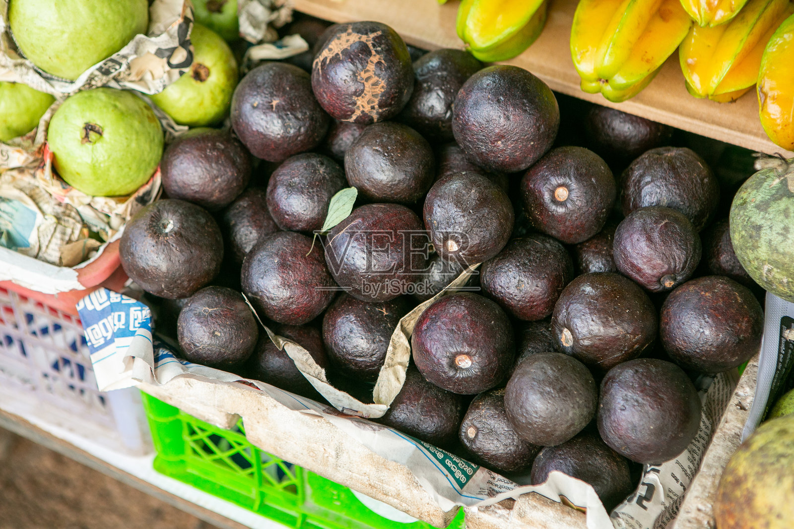 斯里兰卡当地市场的水果和蔬菜。照片摄影图片