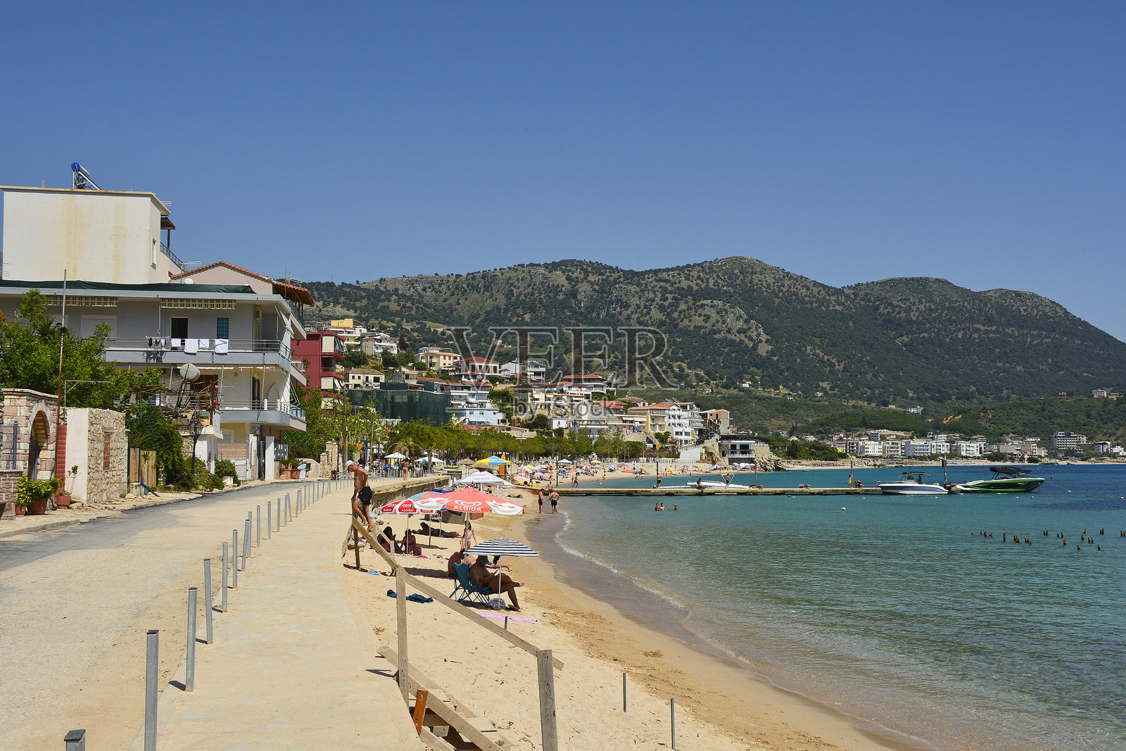 阿尔巴尼亚南部的希马雷海滨长廊照片摄影图片