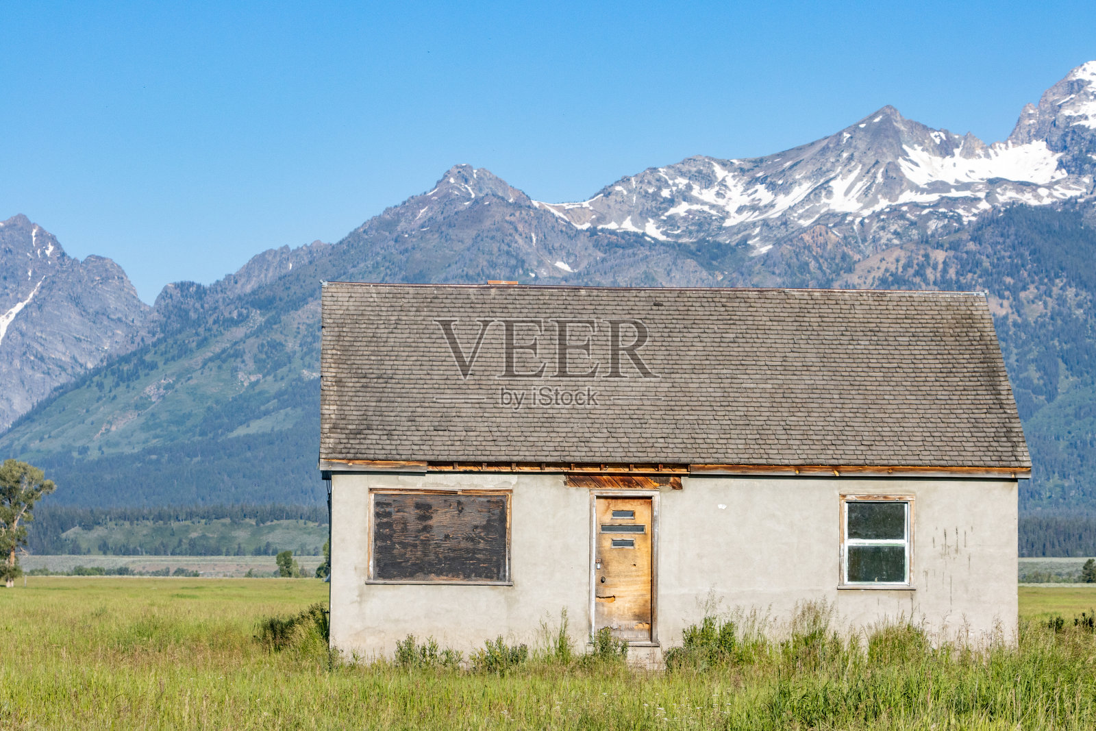 怀俄明州泰顿县杰克逊霍尔大提顿国家公园摩门排历史区的托马斯·墨菲故居照片摄影图片