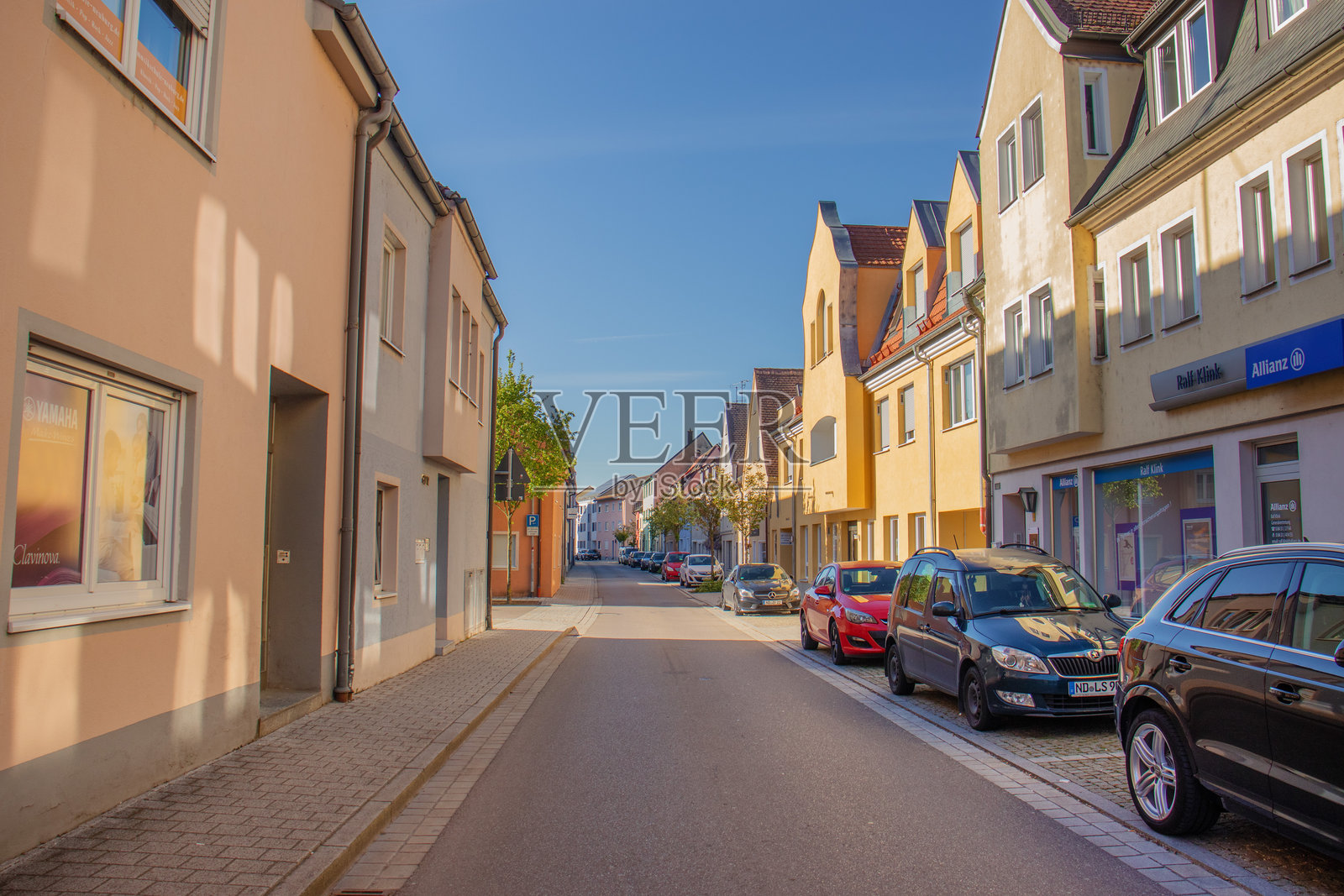 德国纽堡老城的街道 – 2024年5月25日照片摄影图片