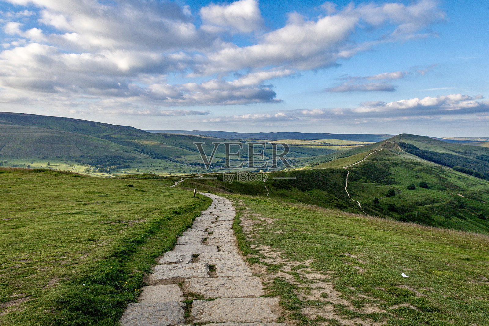 山脉与天空的美丽景色照片摄影图片