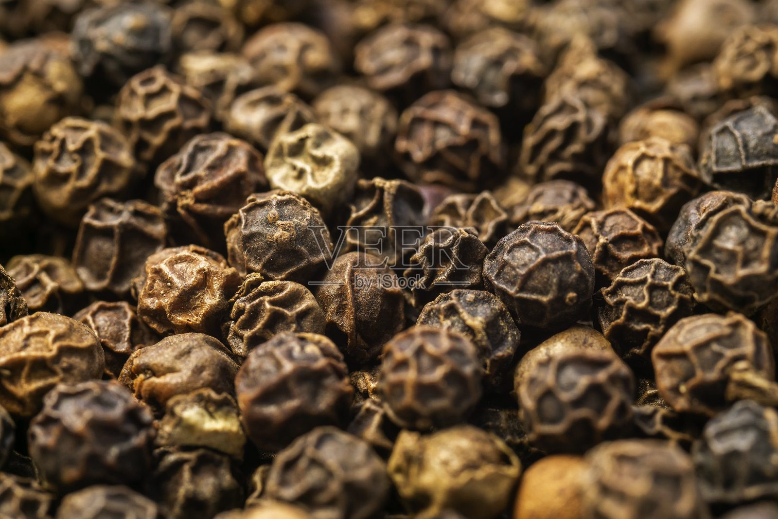 黑胡椒种子，胡椒粒香料特写，微距照片照片摄影图片