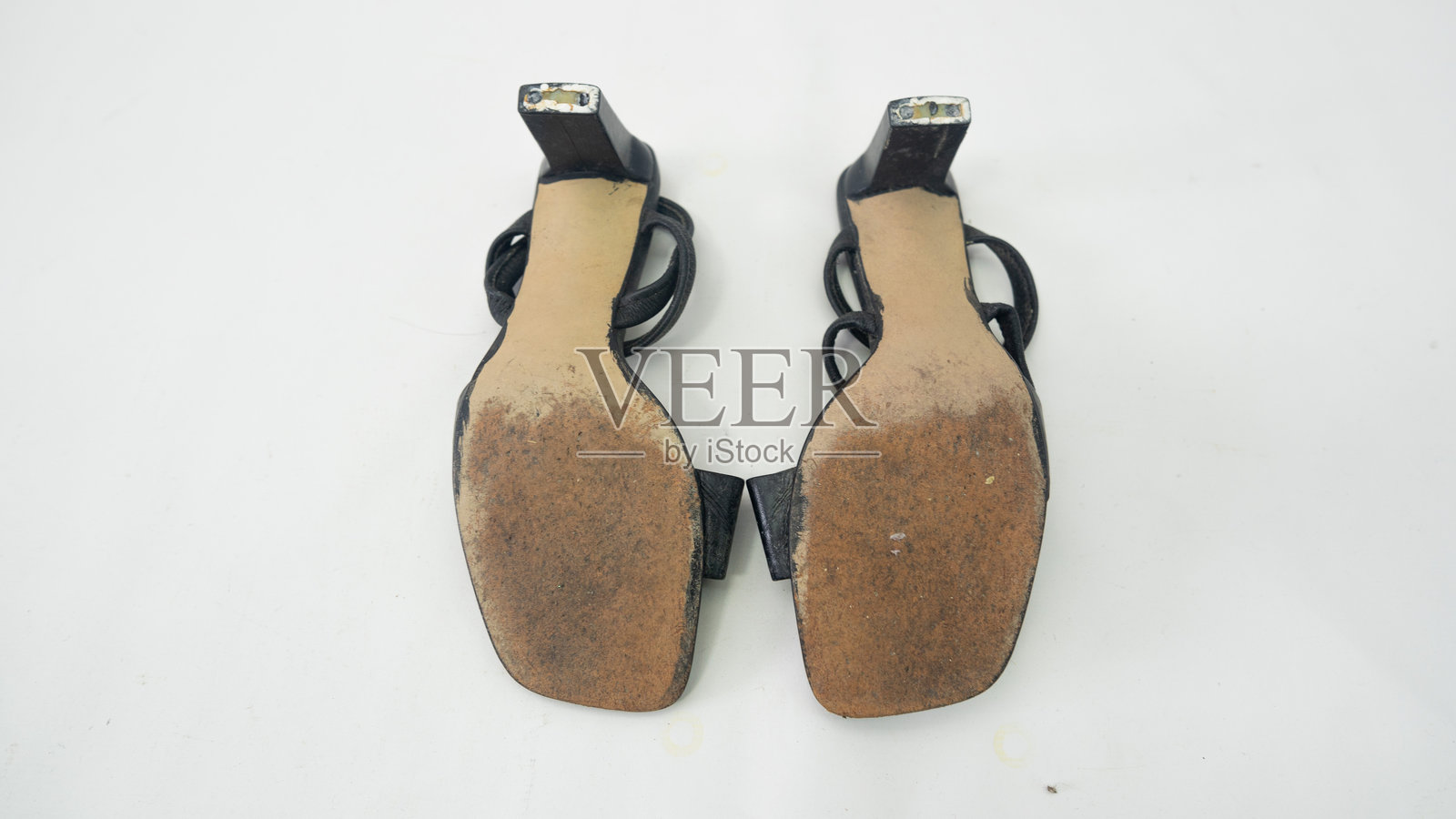 各种类型的男女运动鞋和正式鞋照片摄影图片