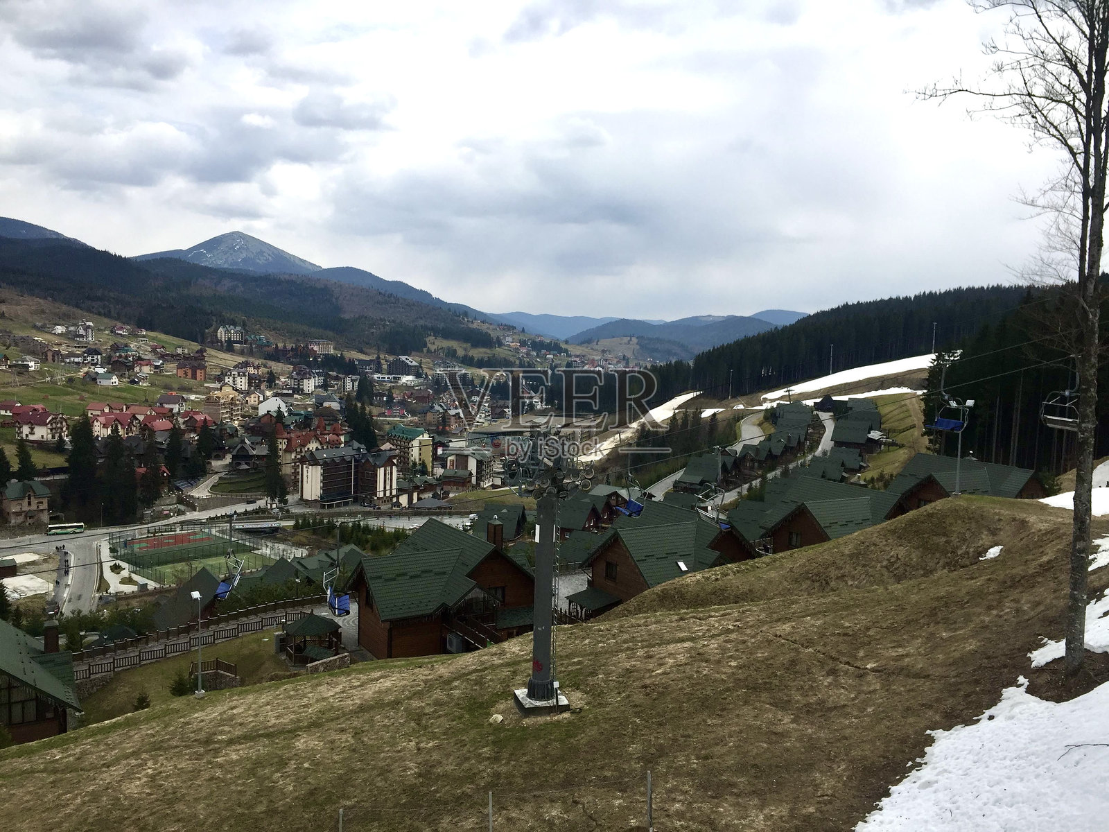 滑雪度假村。冬季假期目的地照片摄影图片