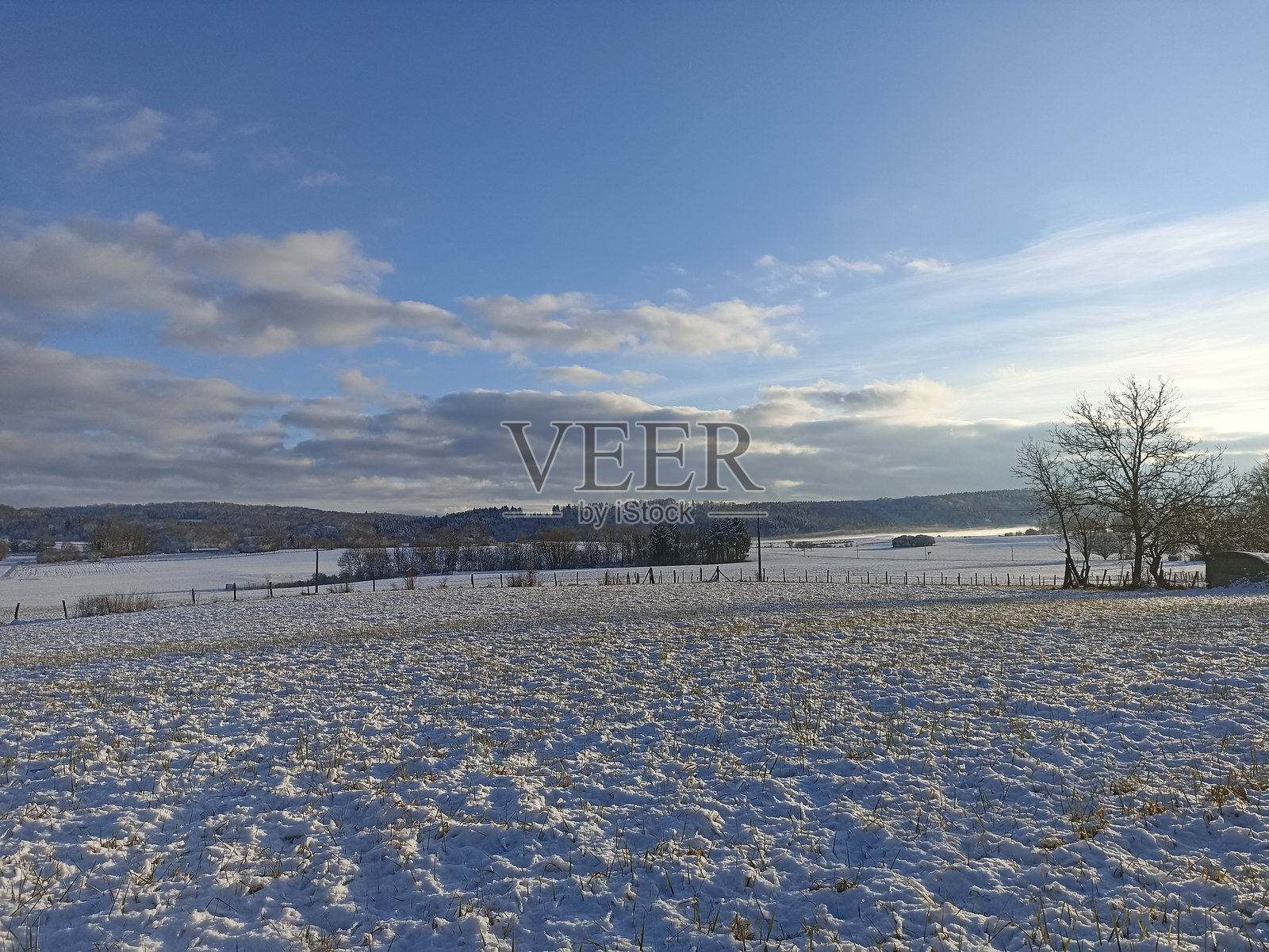 雪-covered乡村风景照片摄影图片