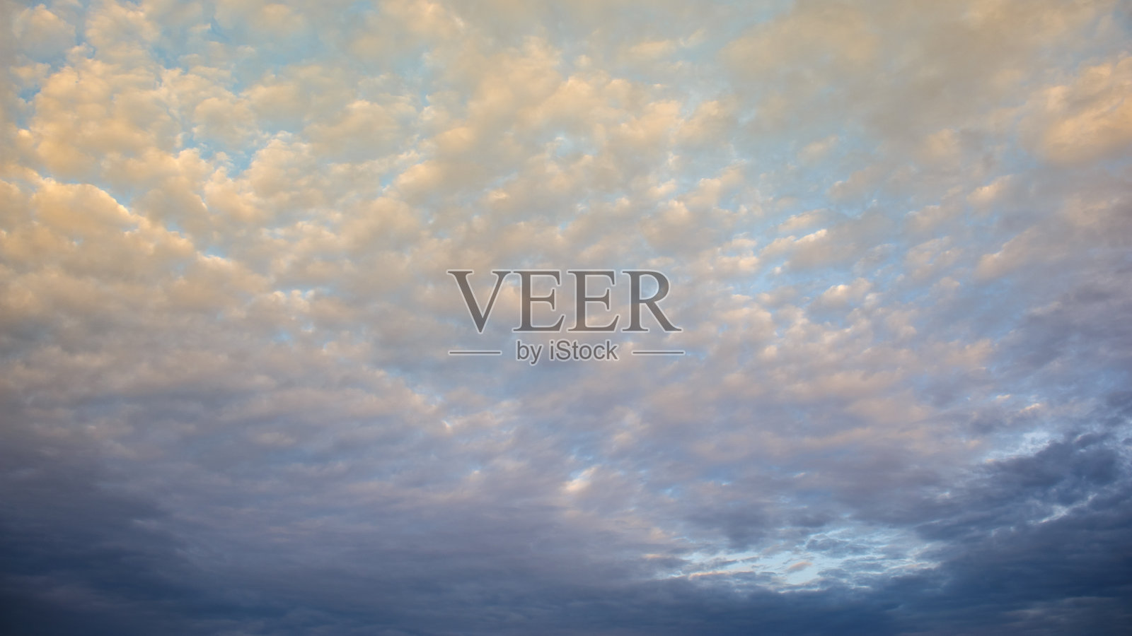 自然背景与日落天空和云彩照片摄影图片