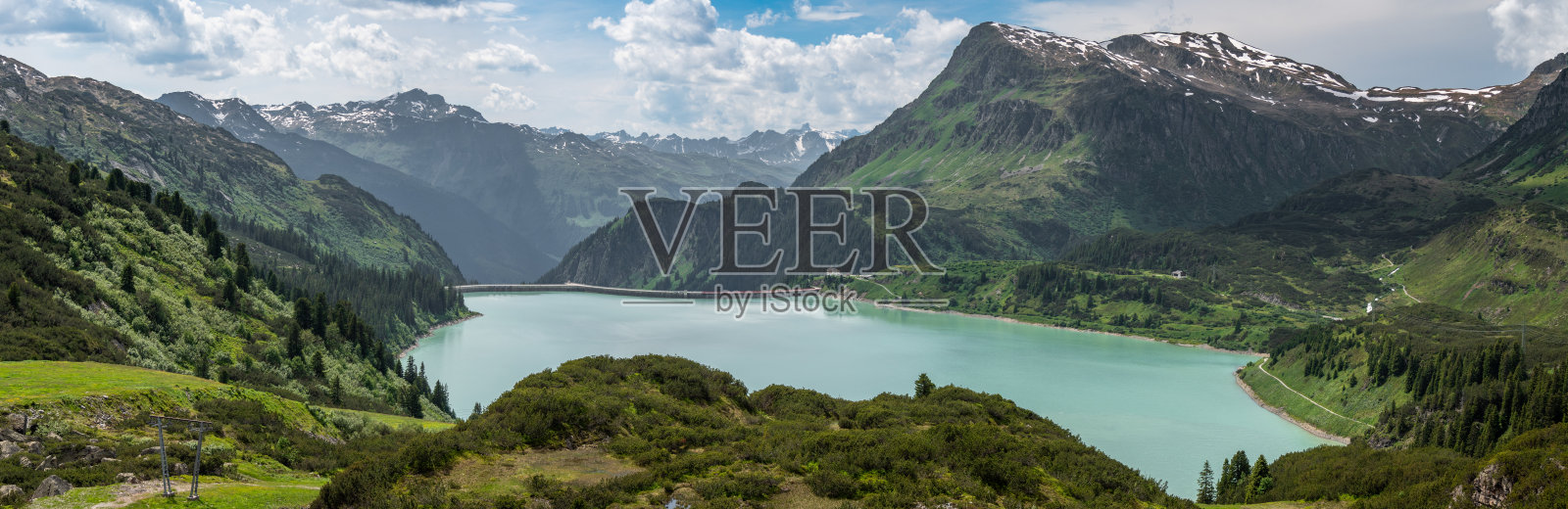 奥地利福拉尔贝格：科普斯湖全景照片摄影图片