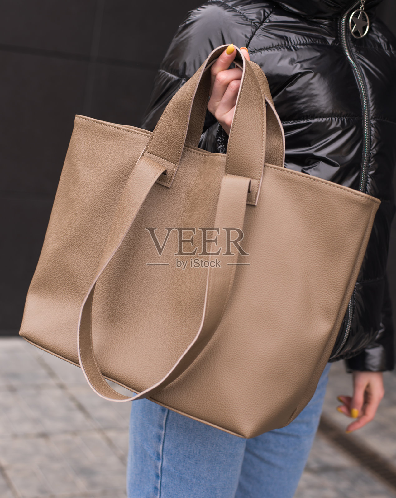 包和背包照片摄影图片