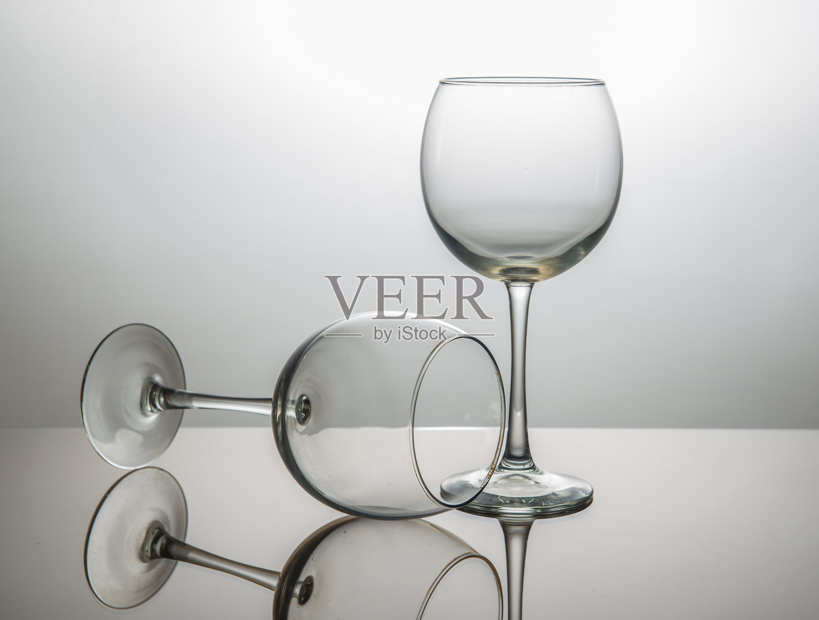 饮品玻璃杯照片摄影图片