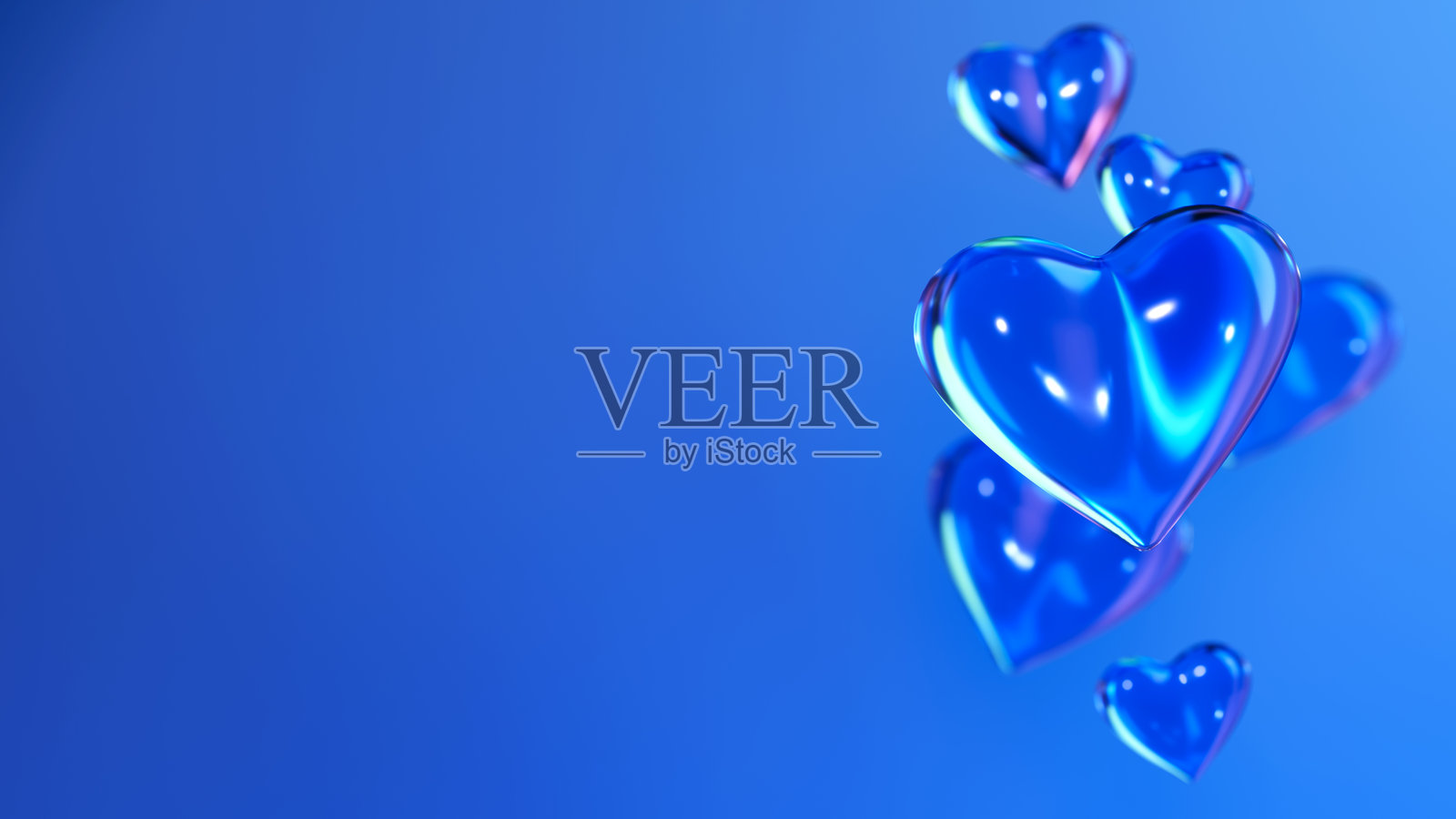 蓝色玻璃心形物体在蓝色背景中飞舞。情人节浪漫概念。3D渲染插图照片摄影图片