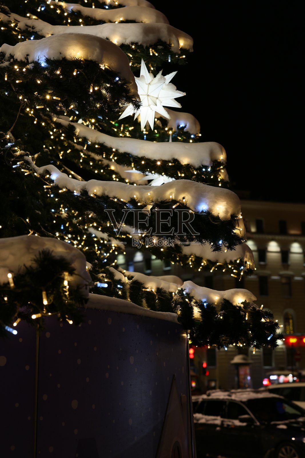 绚丽多彩的夜景灯光、装饰及其闪耀的美丽照片摄影图片