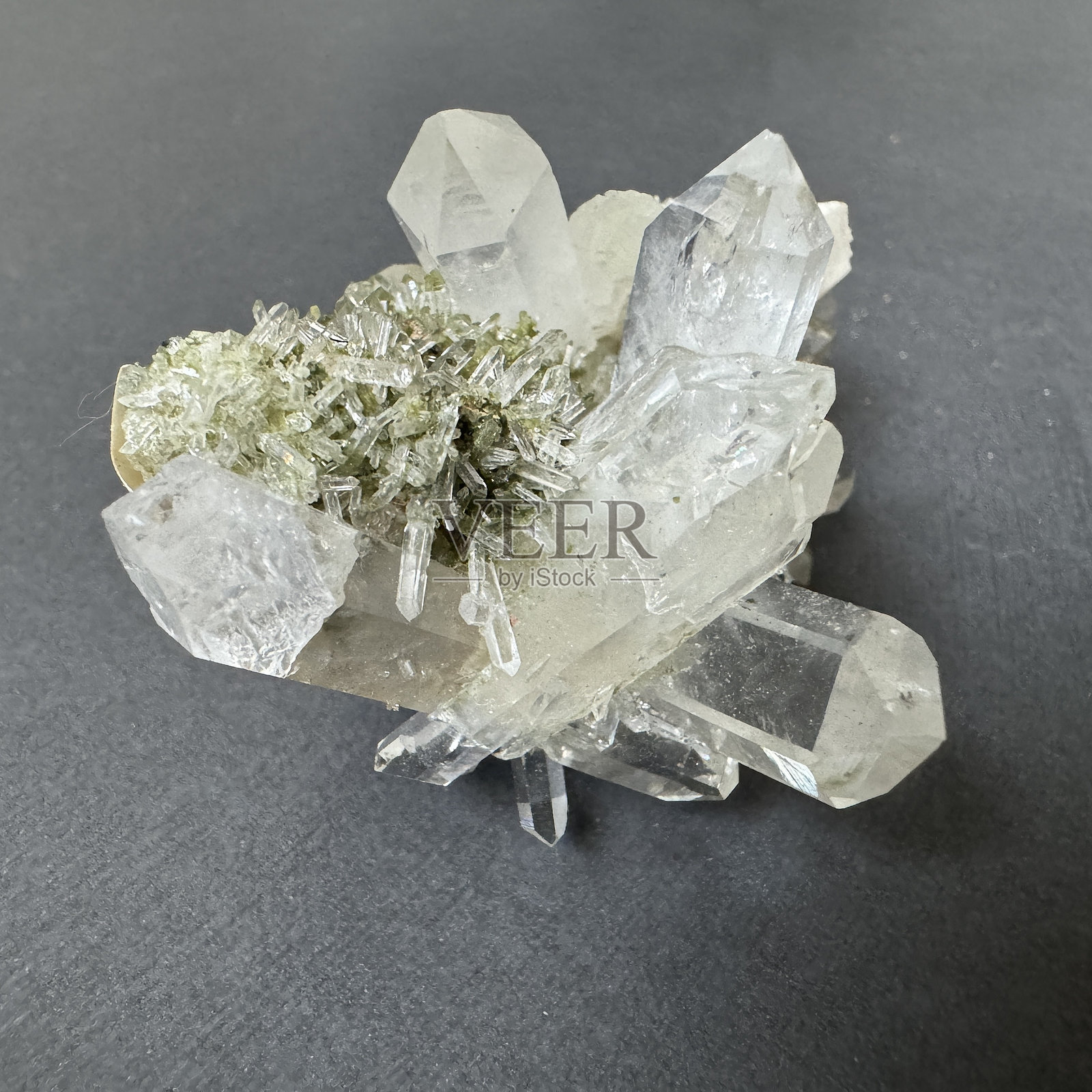 来自矿物收藏的石英照片摄影图片