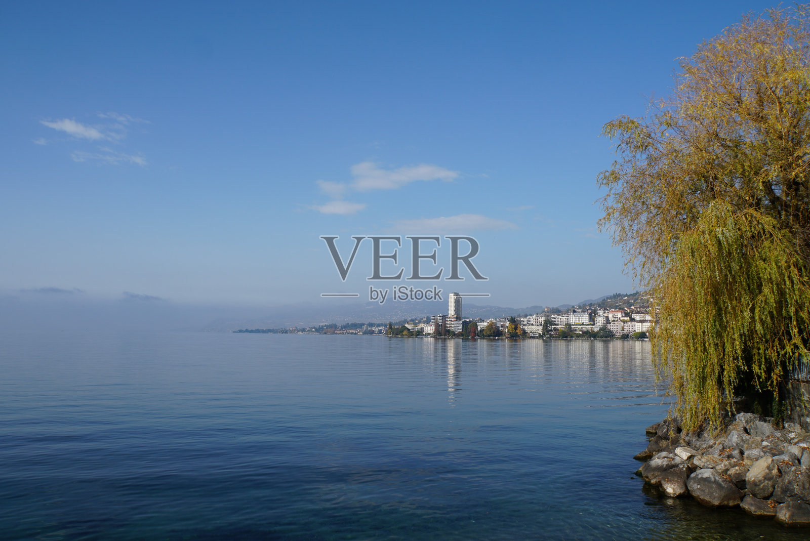 莱蒙湖和蒙特勒的风景照片摄影图片