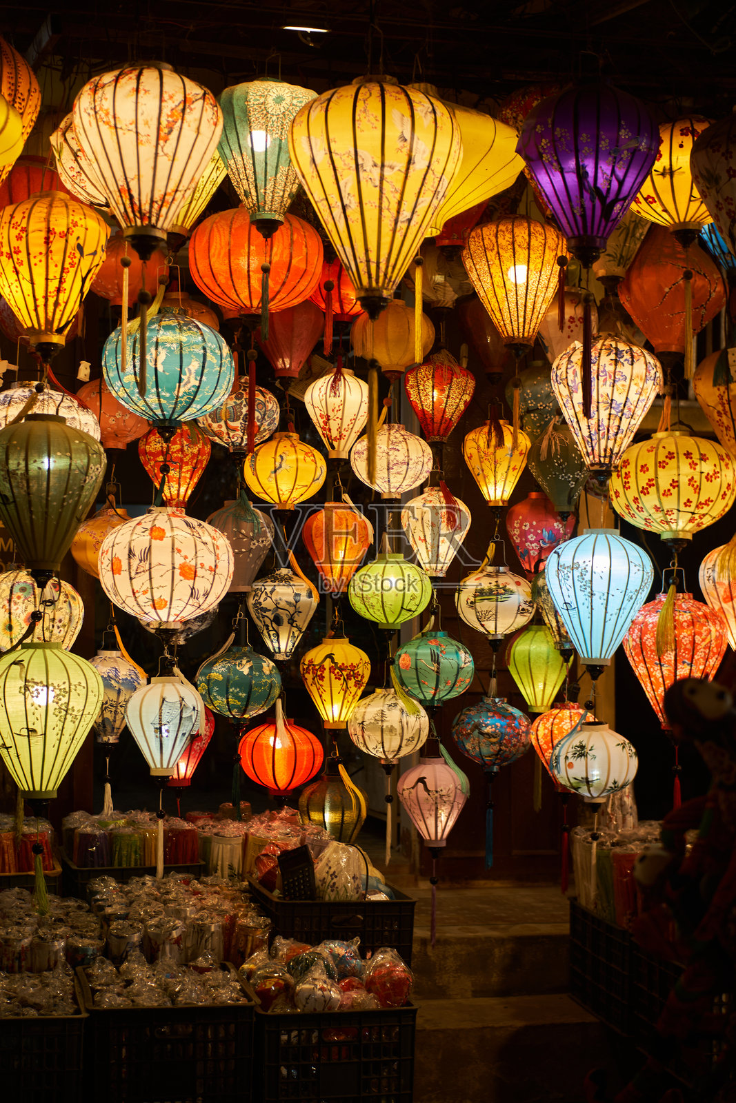 夜晚的会安古镇灯笼照片摄影图片