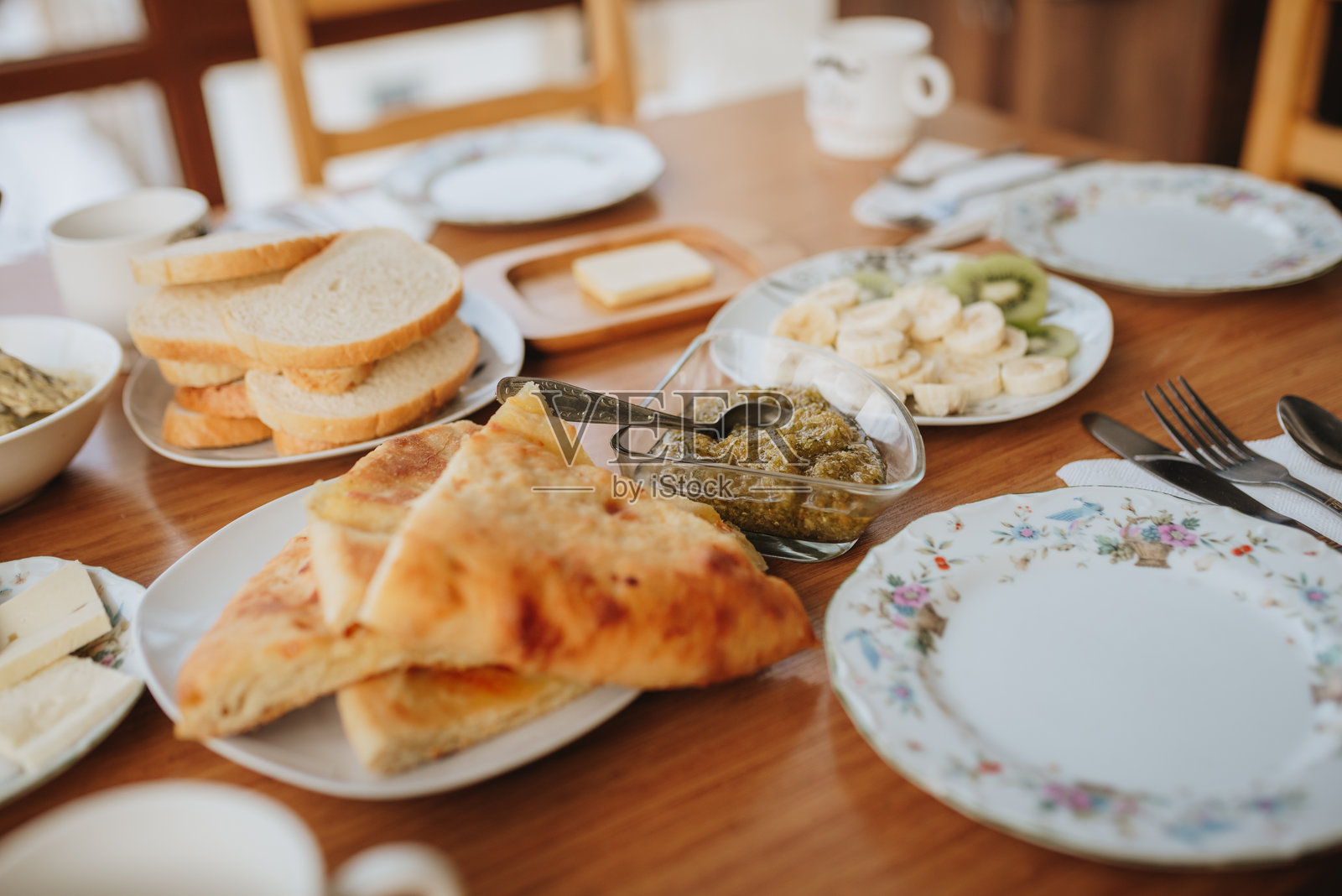 格鲁吉亚自制早餐。照片摄影图片