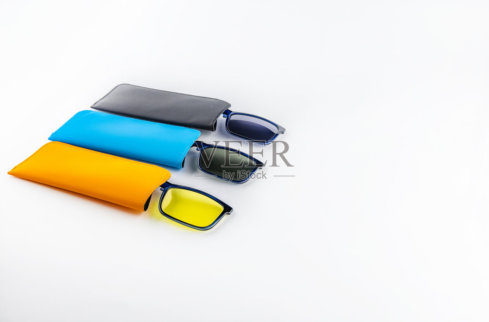 多彩的眼镜框罩，夜间驾驶用镜片，处方眼镜，照片摄影图片