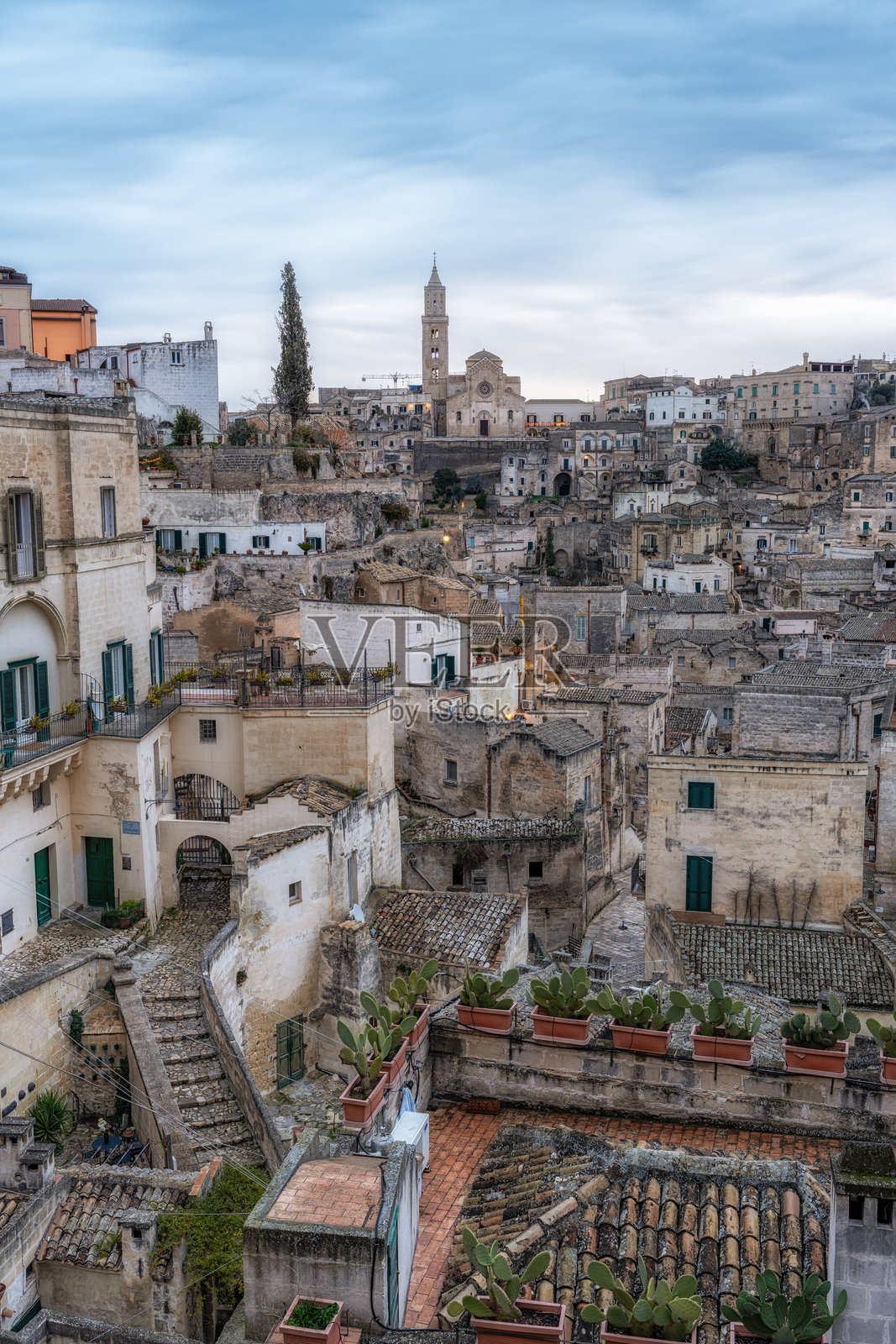 马泰拉的萨西日出观景点照片摄影图片