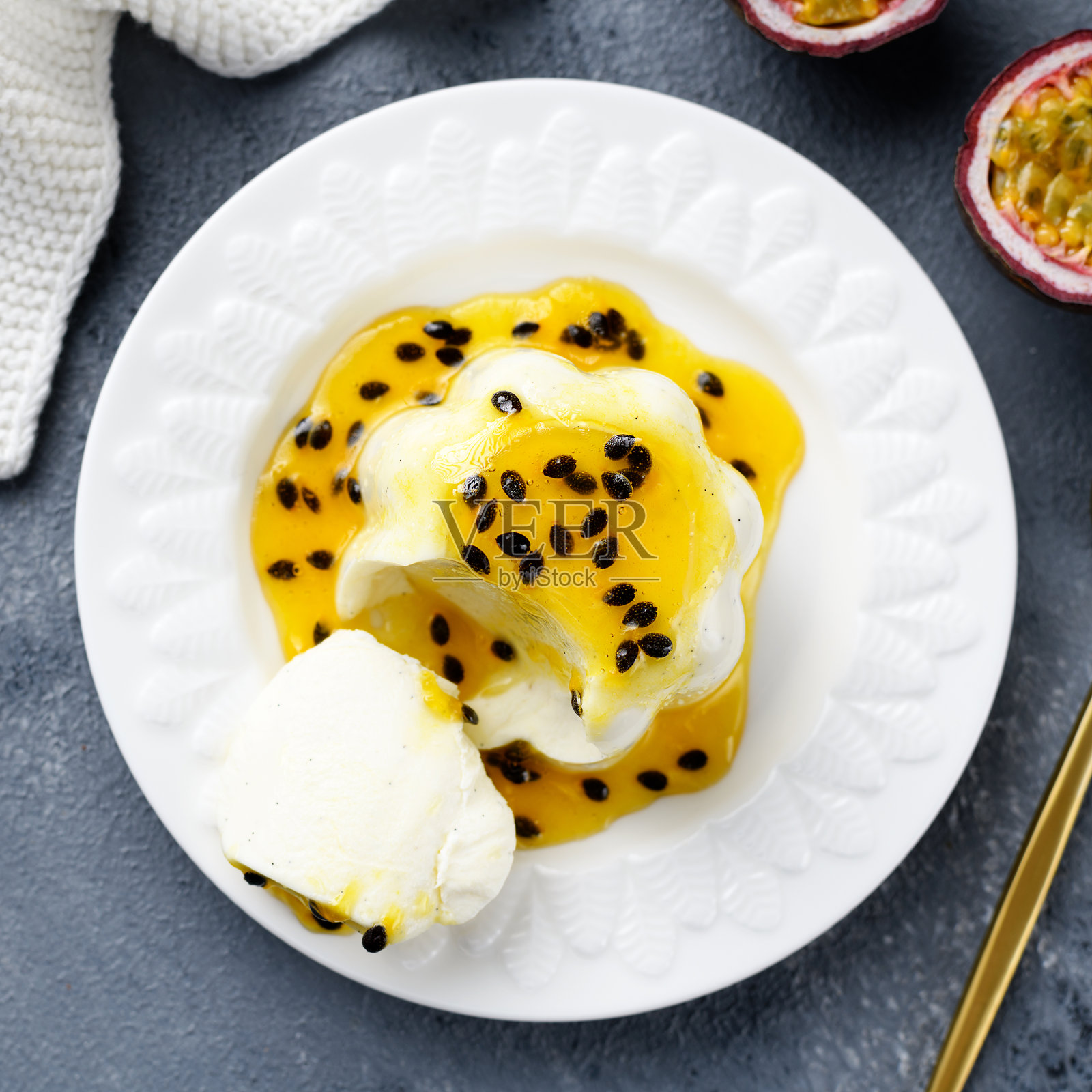 奶油冻甜点照片摄影图片