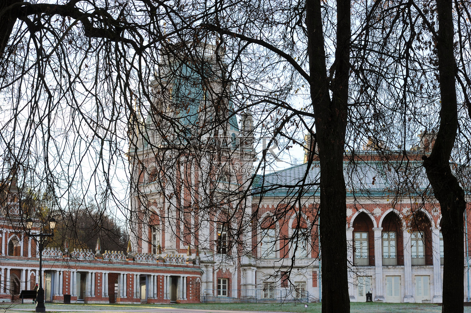 秋天的查里津诺公园宫殿景观照片摄影图片