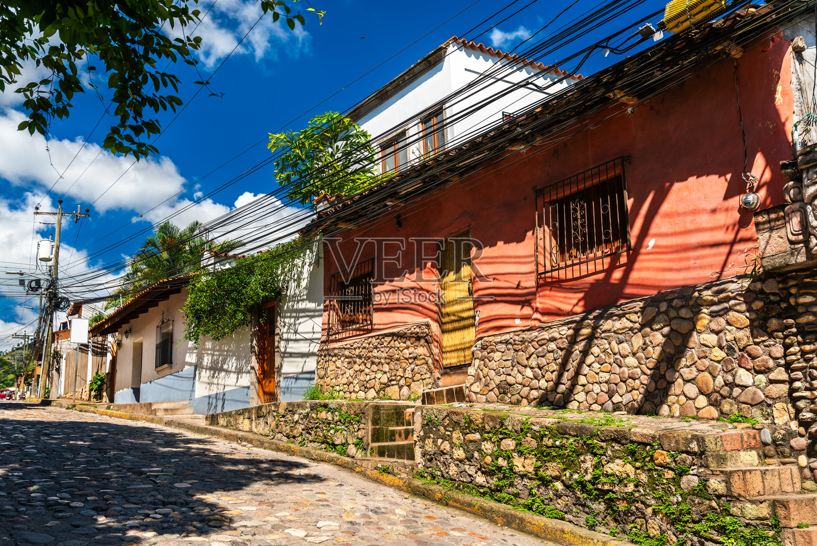 洪都拉斯科潘遗址镇的传统建筑照片摄影图片