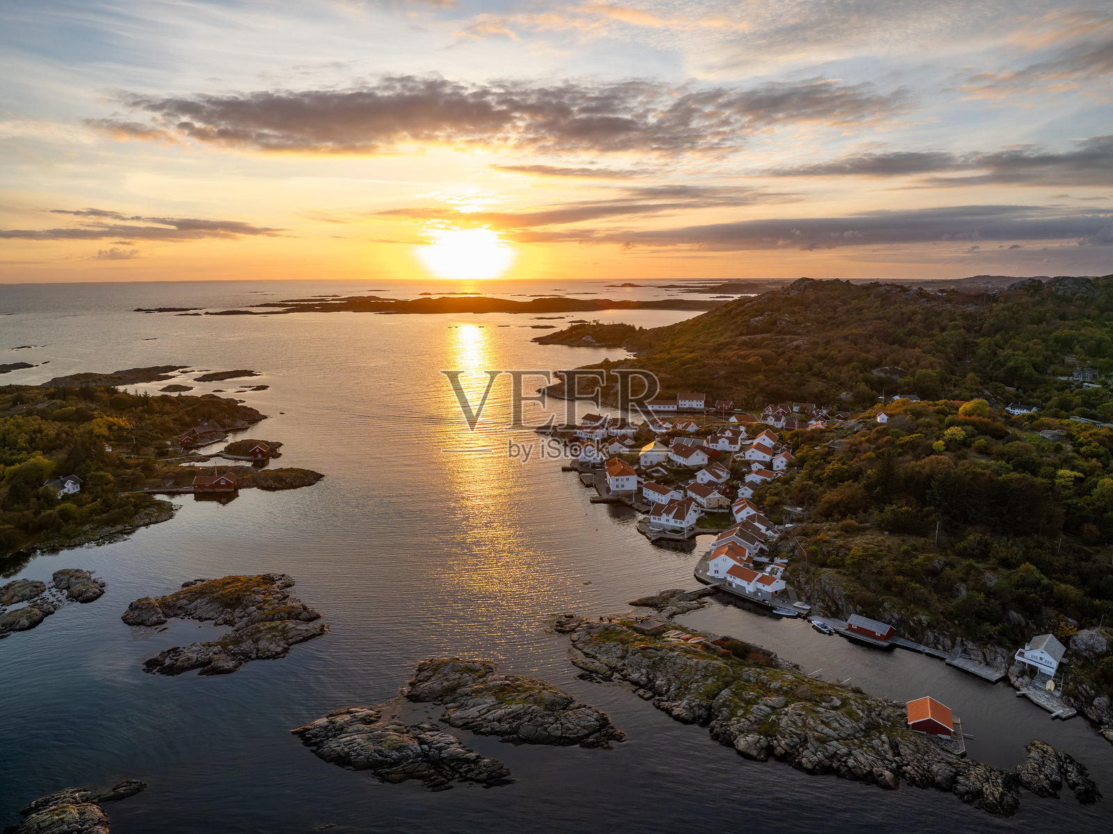 挪威法尔松附近的历史小镇洛沙文照片摄影图片