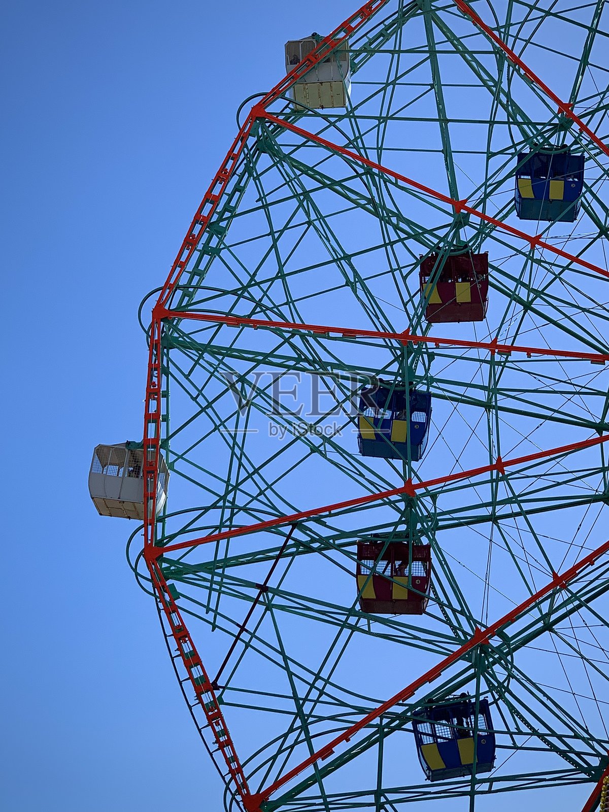 生动的摩天轮框架（纽约布鲁克林，美国）照片摄影图片