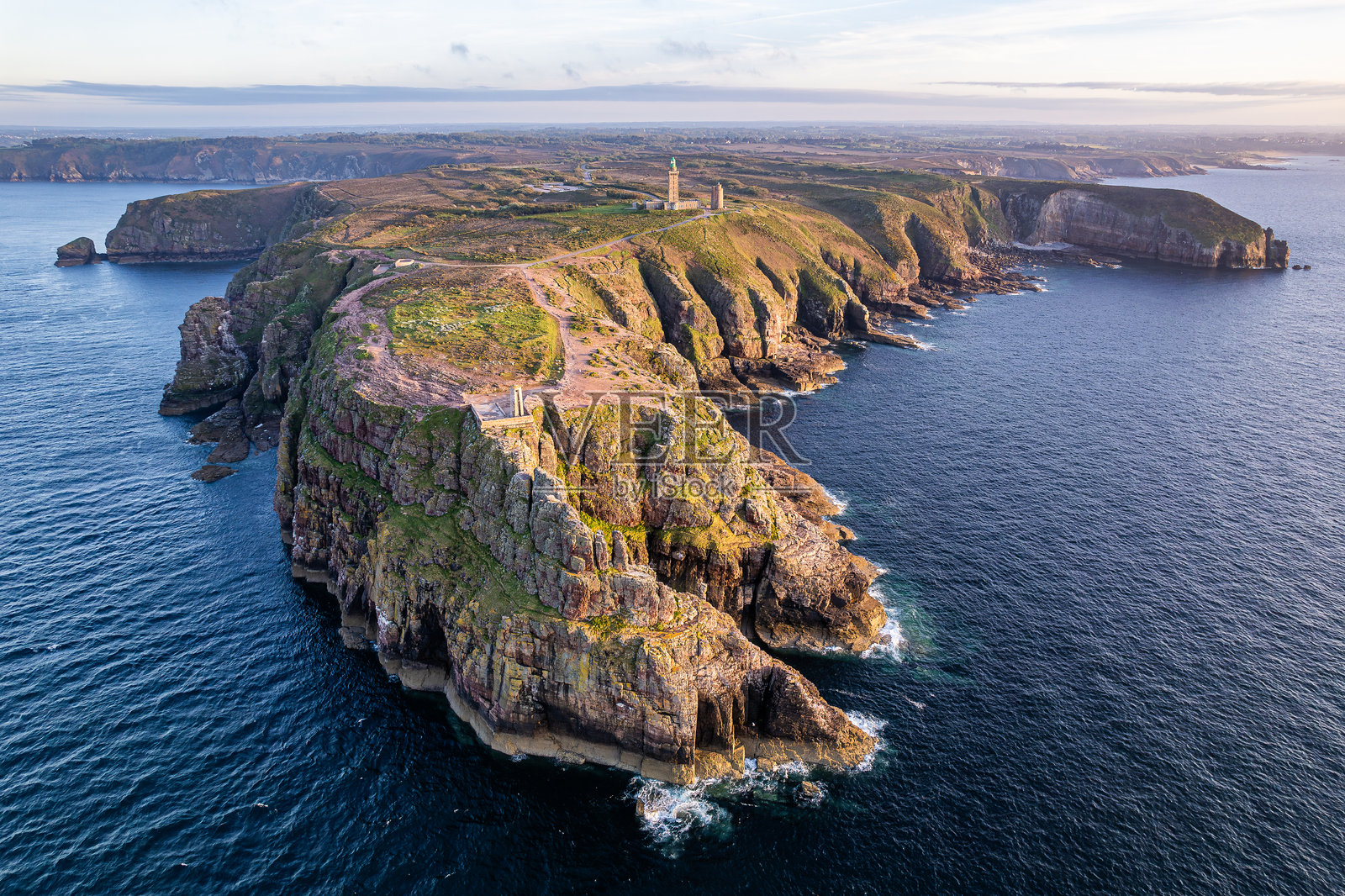弗雷尔角灯塔，布列塔尼的日落照片摄影图片