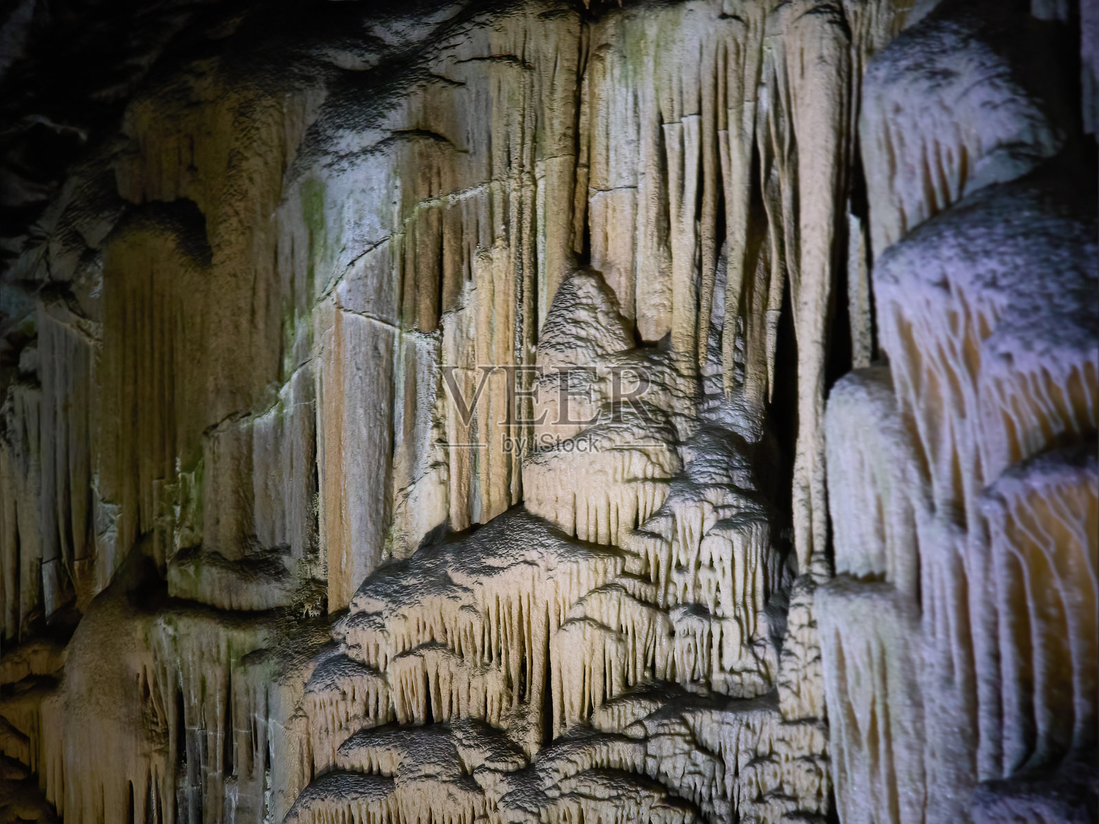斯洛文尼亚的波斯托伊纳洞穴照片摄影图片