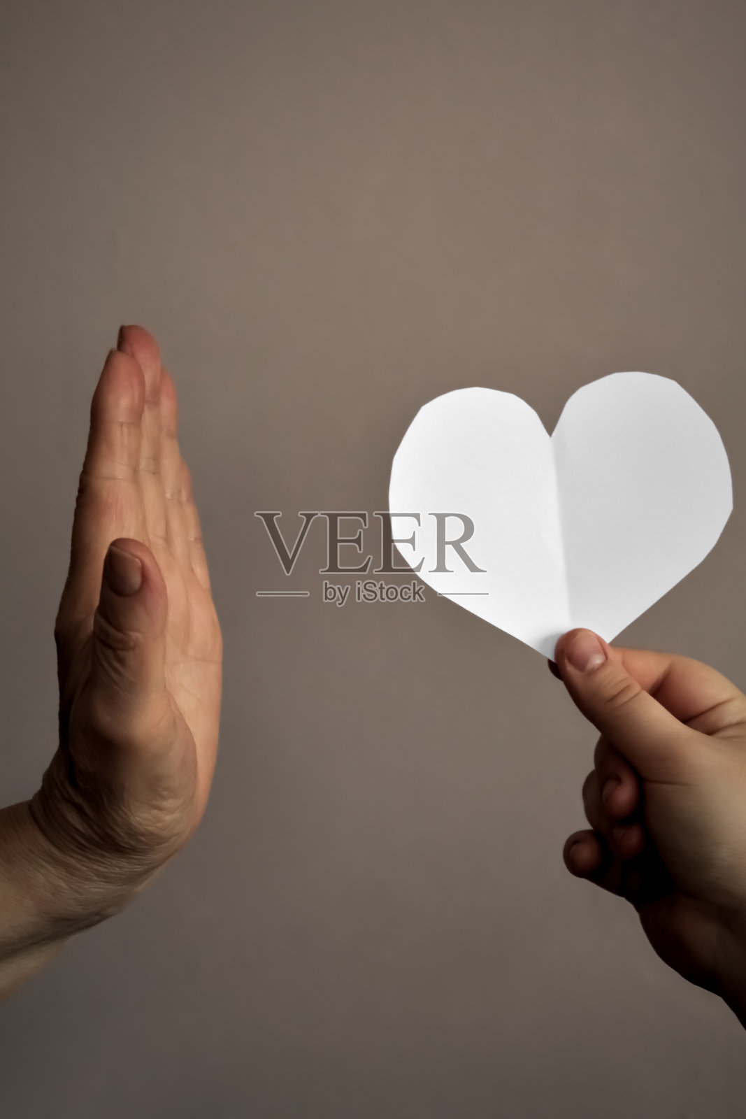 拒绝爱情的手势表现照片摄影图片