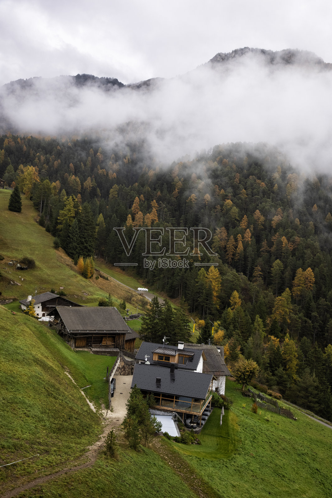 意大利多洛米蒂的塞切达山照片摄影图片