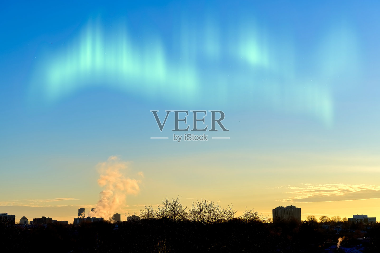 极光城市剪影照片摄影图片