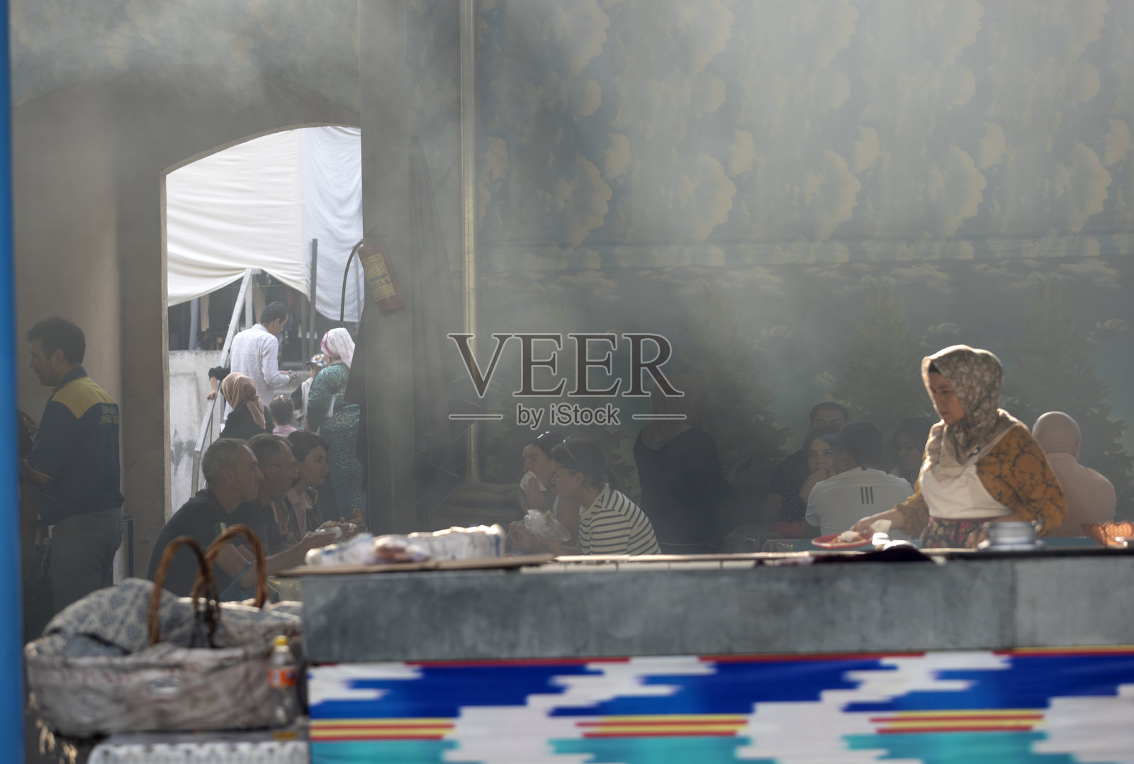 合唱市场的美食广场照片摄影图片