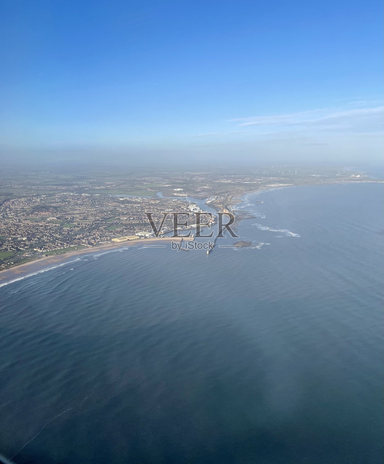 东北海岸的鸟瞰图照片摄影图片