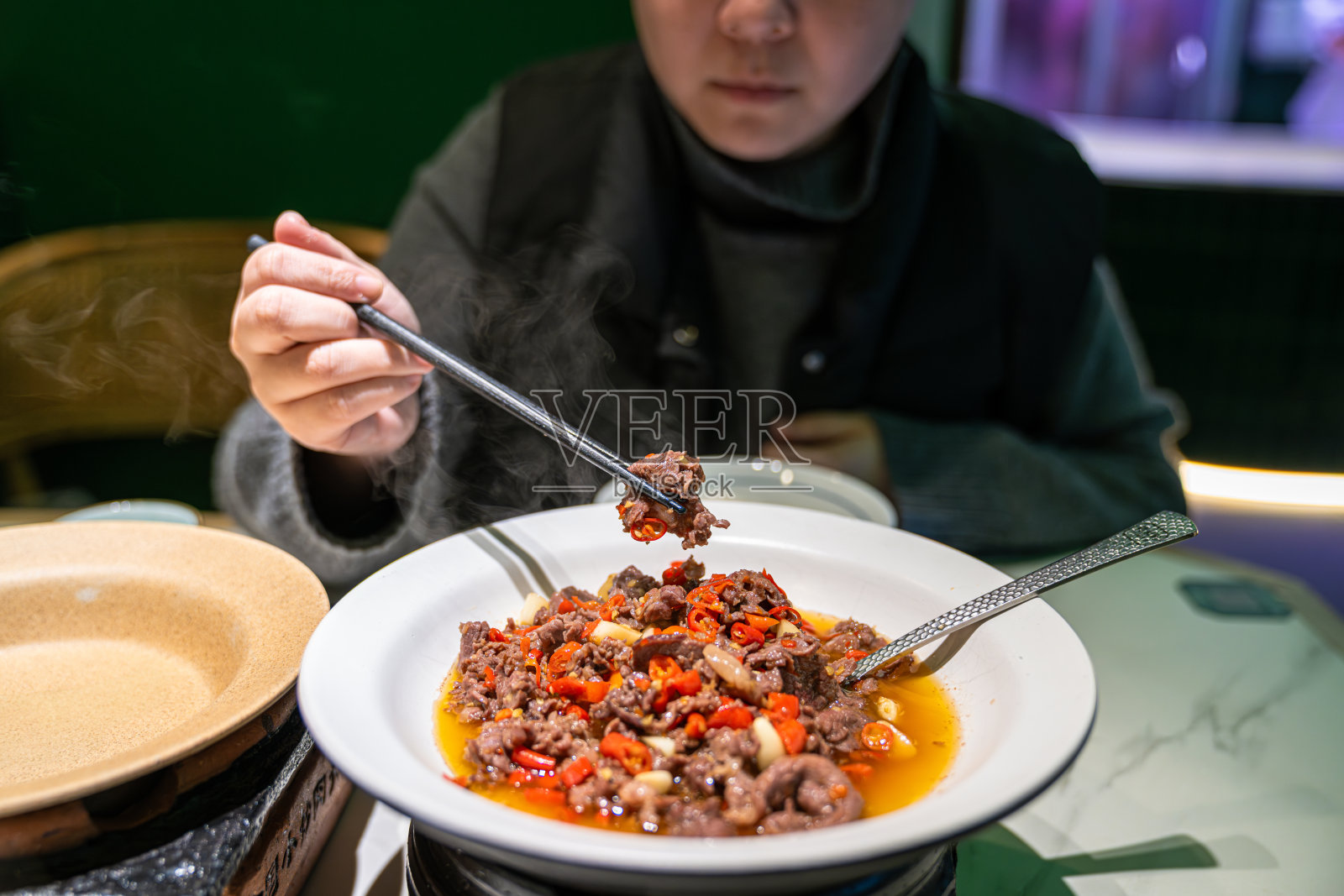 湖南椒炒猪肉照片摄影图片