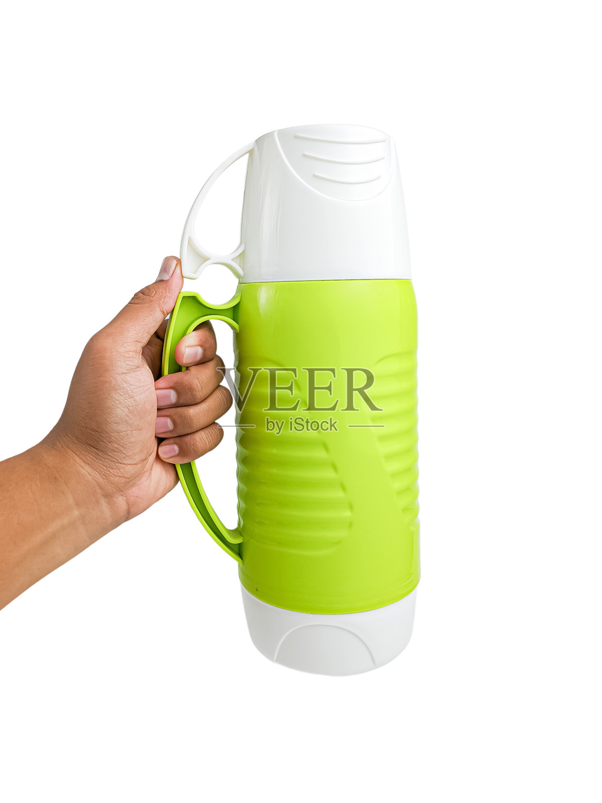 手握保温瓶，背景为白色照片摄影图片
