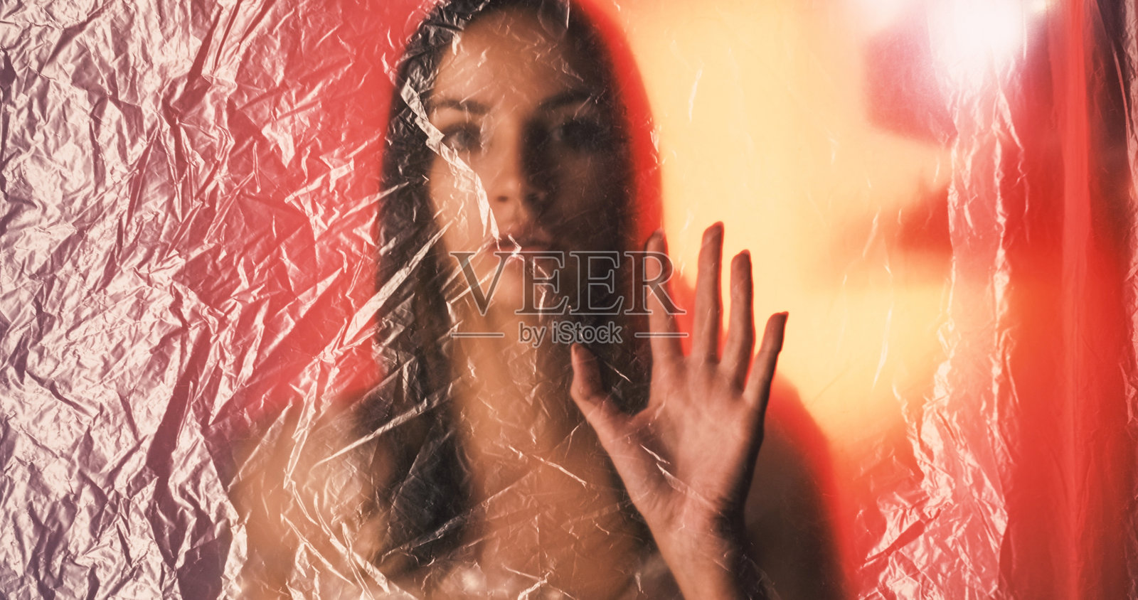 女性自由美丽女孩聚乙烯干扰照片摄影图片