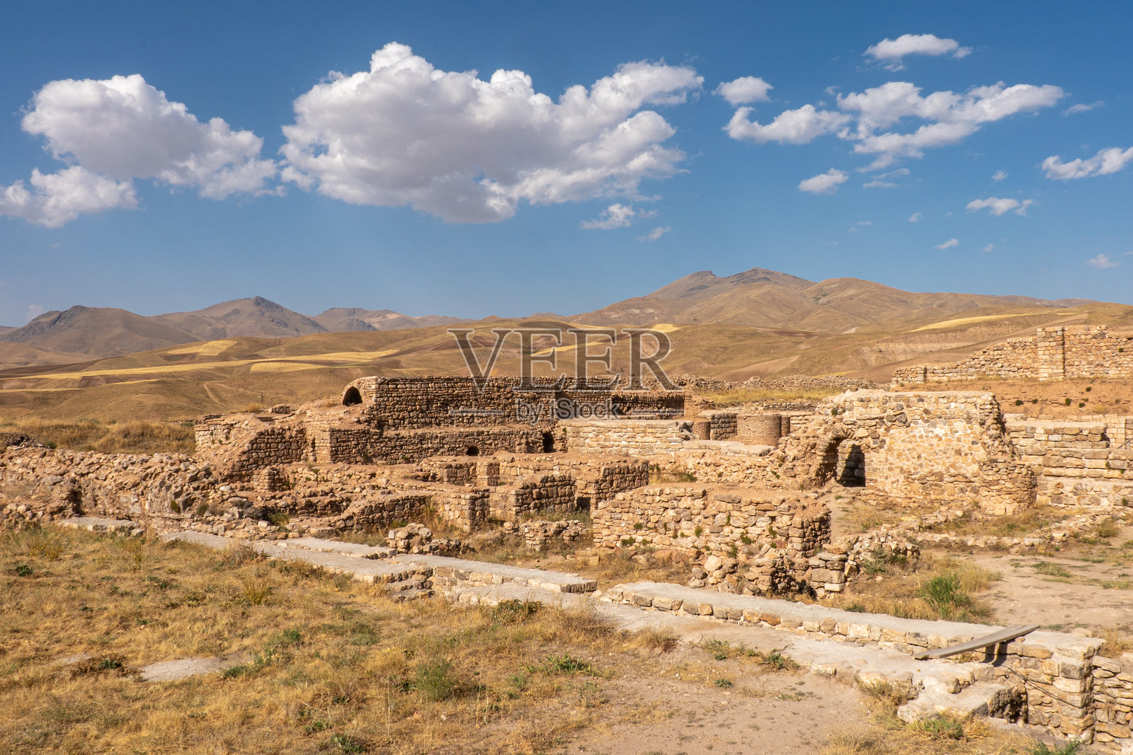 塔赫特苏莱曼考古遗址废墟照片摄影图片