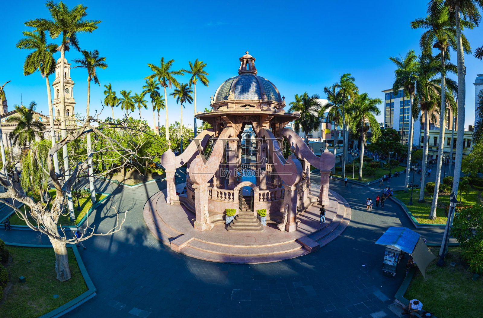 坦皮科武器广场照片摄影图片