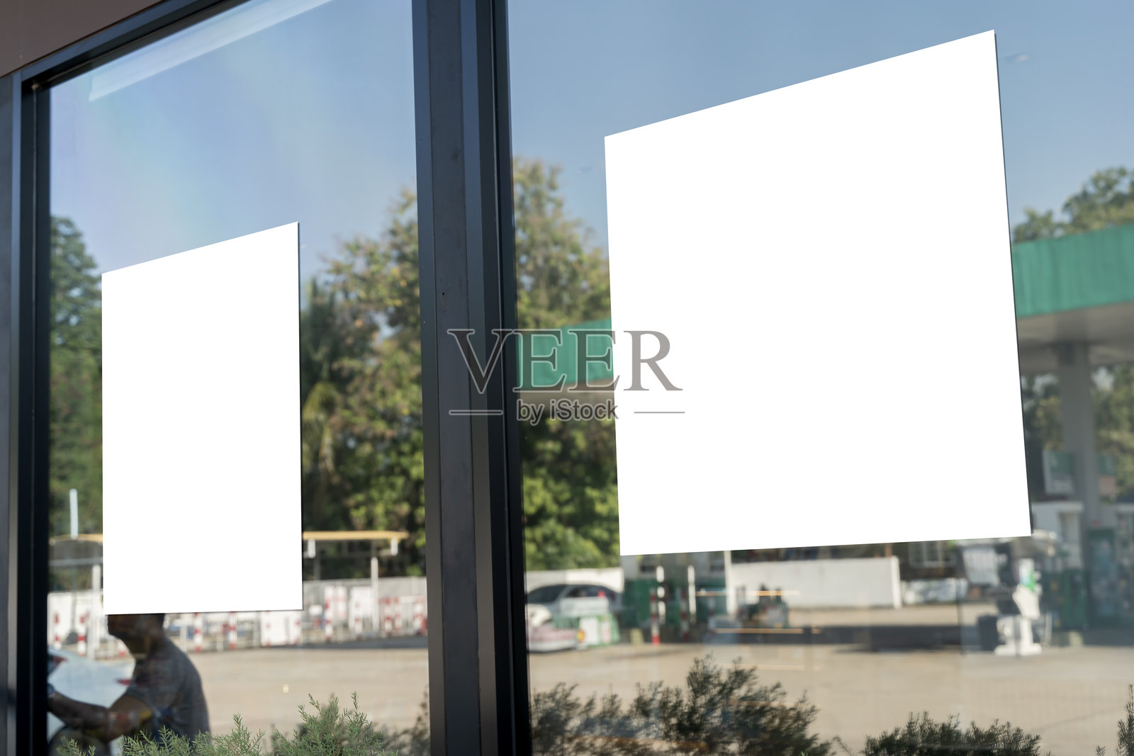 海报推广设计模型。垂直空白白纸广告横幅框架模板模型照片摄影图片