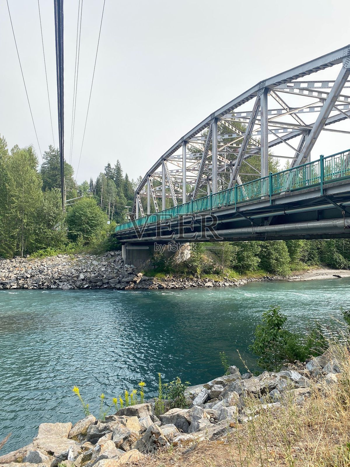 河上的桥照片摄影图片