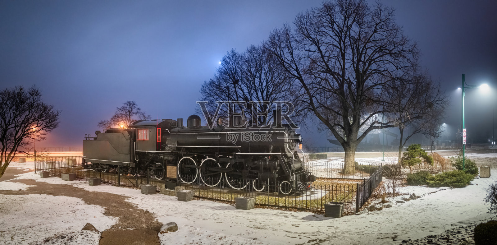 温莎河畔展出的复古蒸汽火车照片摄影图片