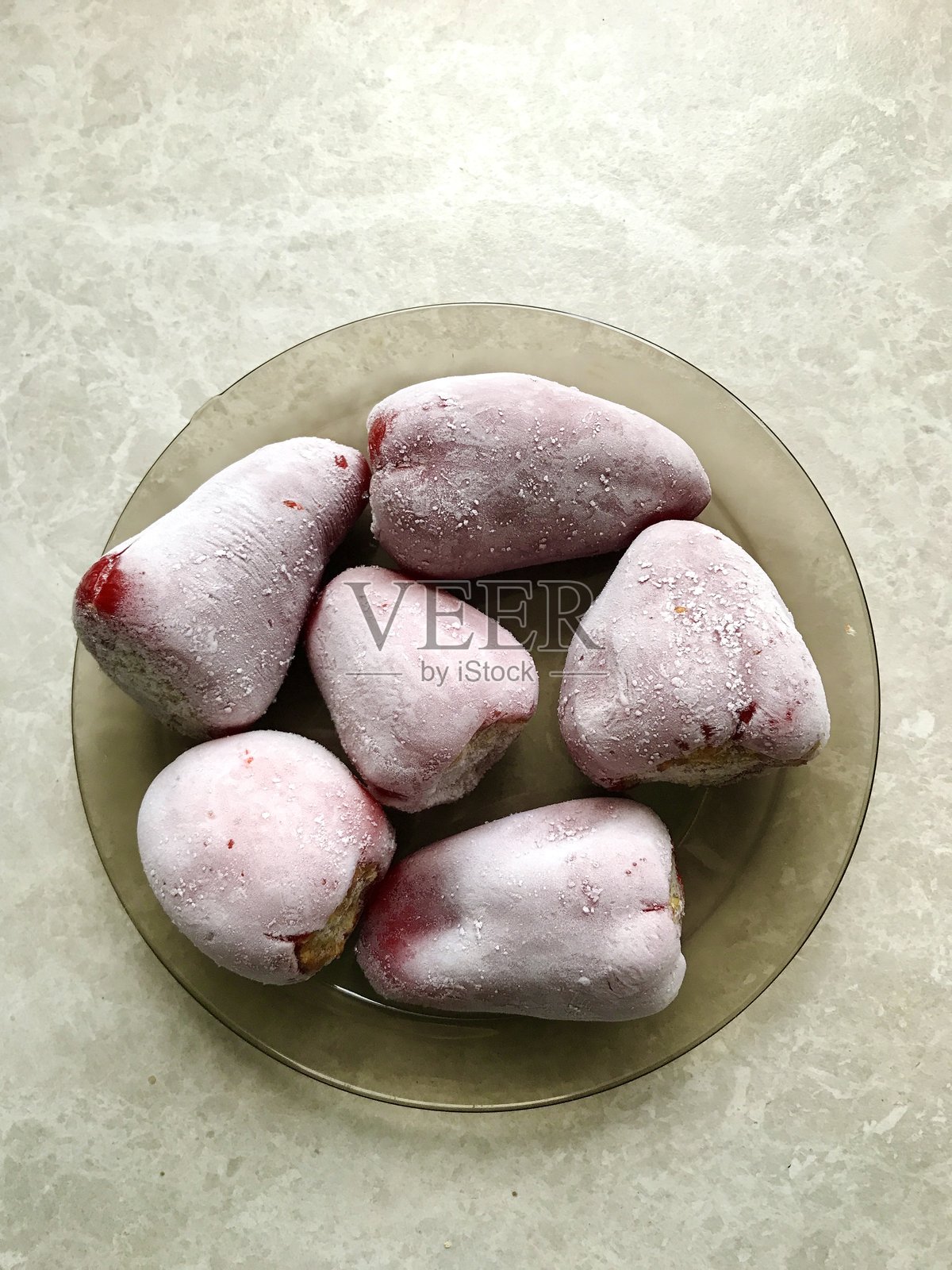 冷冻填充红椒的菜肴照片摄影图片