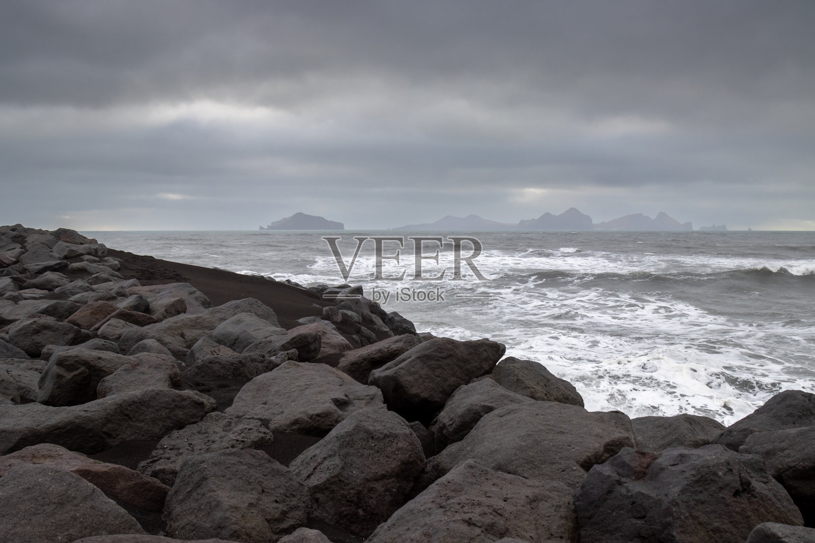 海马岛和大西洋，冰岛照片摄影图片