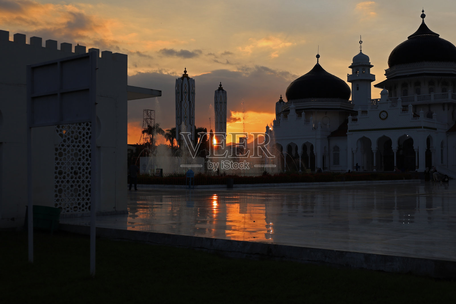 巴伊图拉赫曼大清真寺照片摄影图片