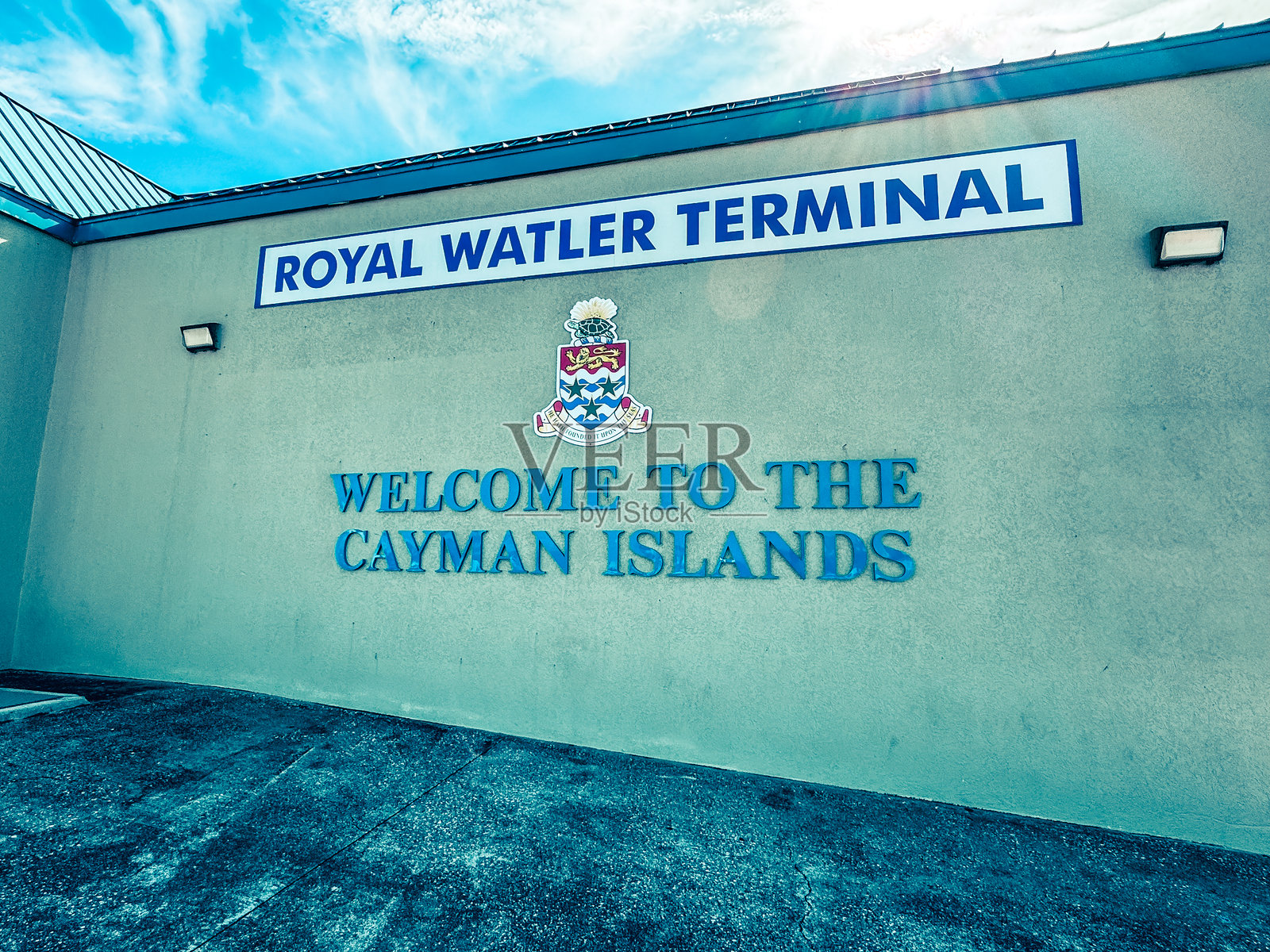大开曼的皇家沃特尔码头标识照片摄影图片
